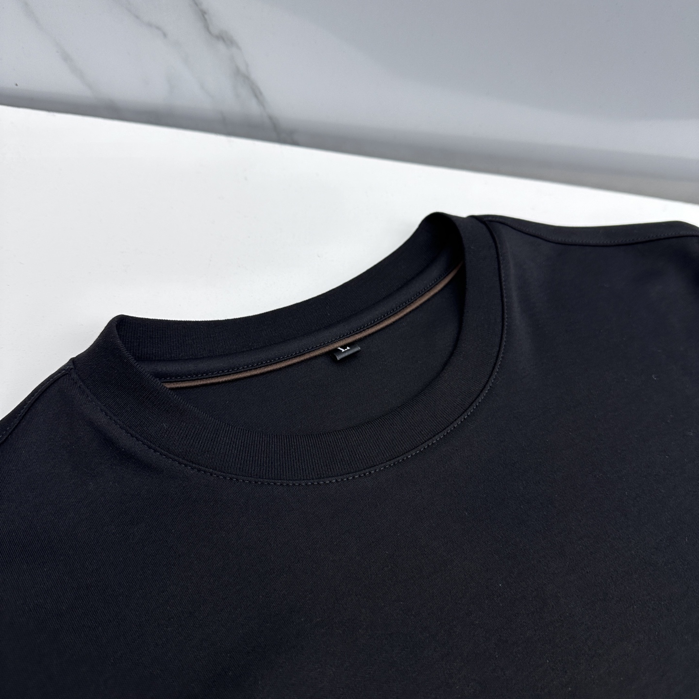 🆕lP🆕 春夏新款简约休闲短袖 精选新疆长绒棉 纱线环保染色定型 面料洗水上身软软舒适 多元化搭配 符合