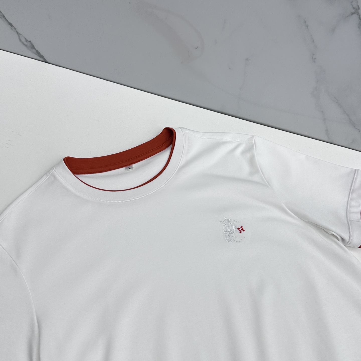 🆕Hermes爱马仕 2026春夏新款简约休闲短袖 精选新疆长绒棉 纱线环保染色定型 面料洗水上身软软舒