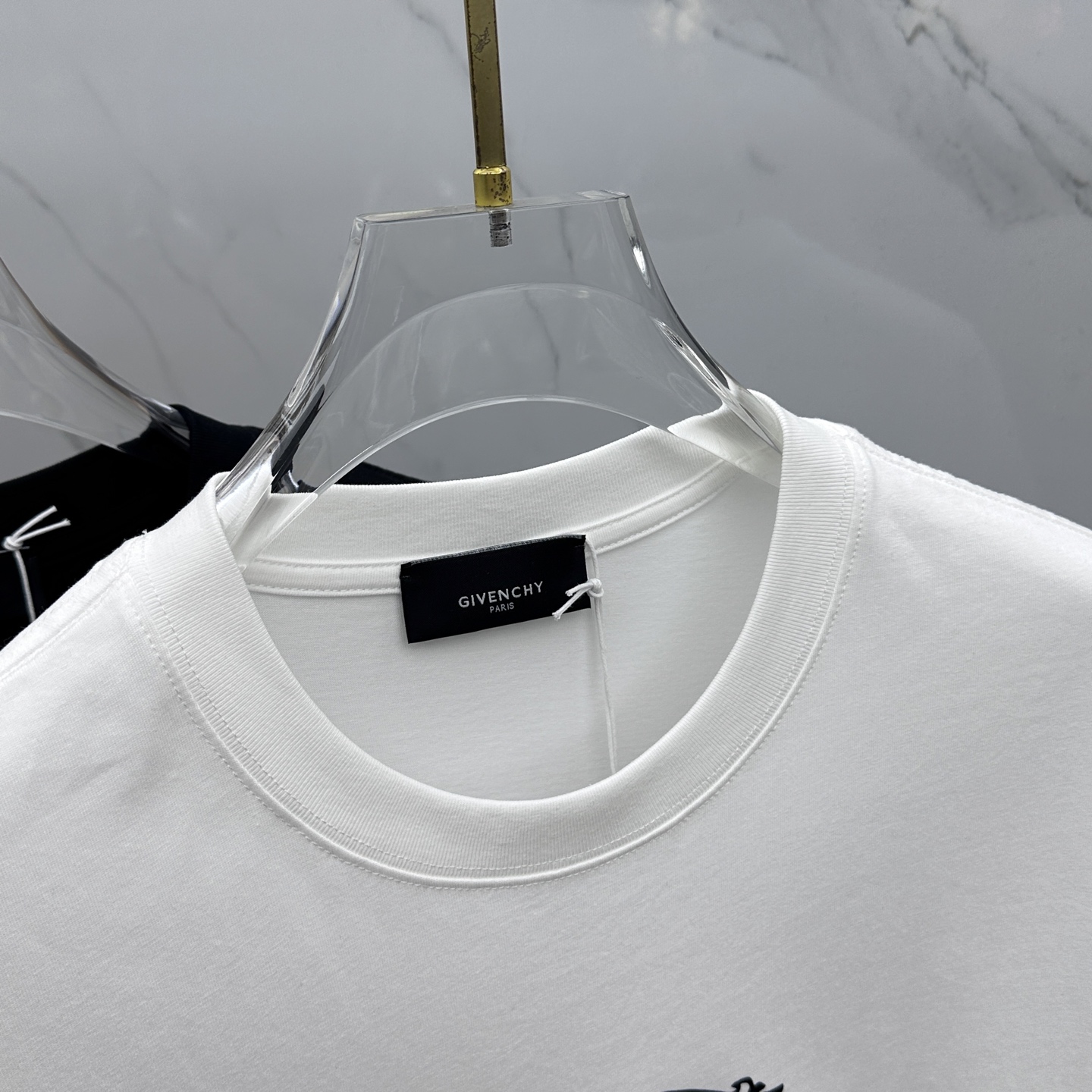 🆕Gvc纪梵希 2026春夏新款印花短袖 双纱纯棉面料 多元化搭配 是眼下时尚前沿的创新趋势 复古与现代