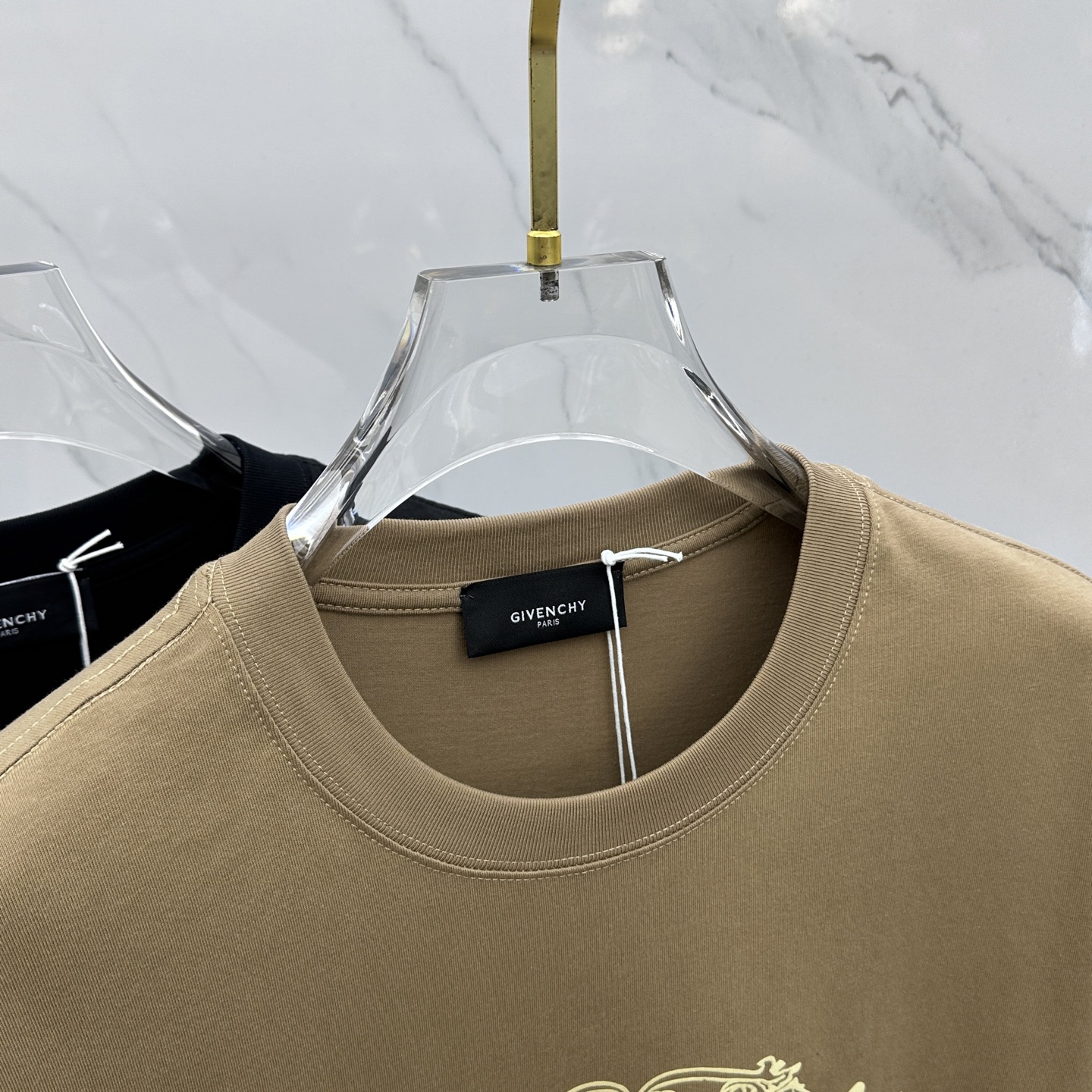 🆕Gvc纪梵希 2026春夏新款印花短袖 双纱纯棉面料 多元化搭配 是眼下时尚前沿的创新趋势 复古与现代