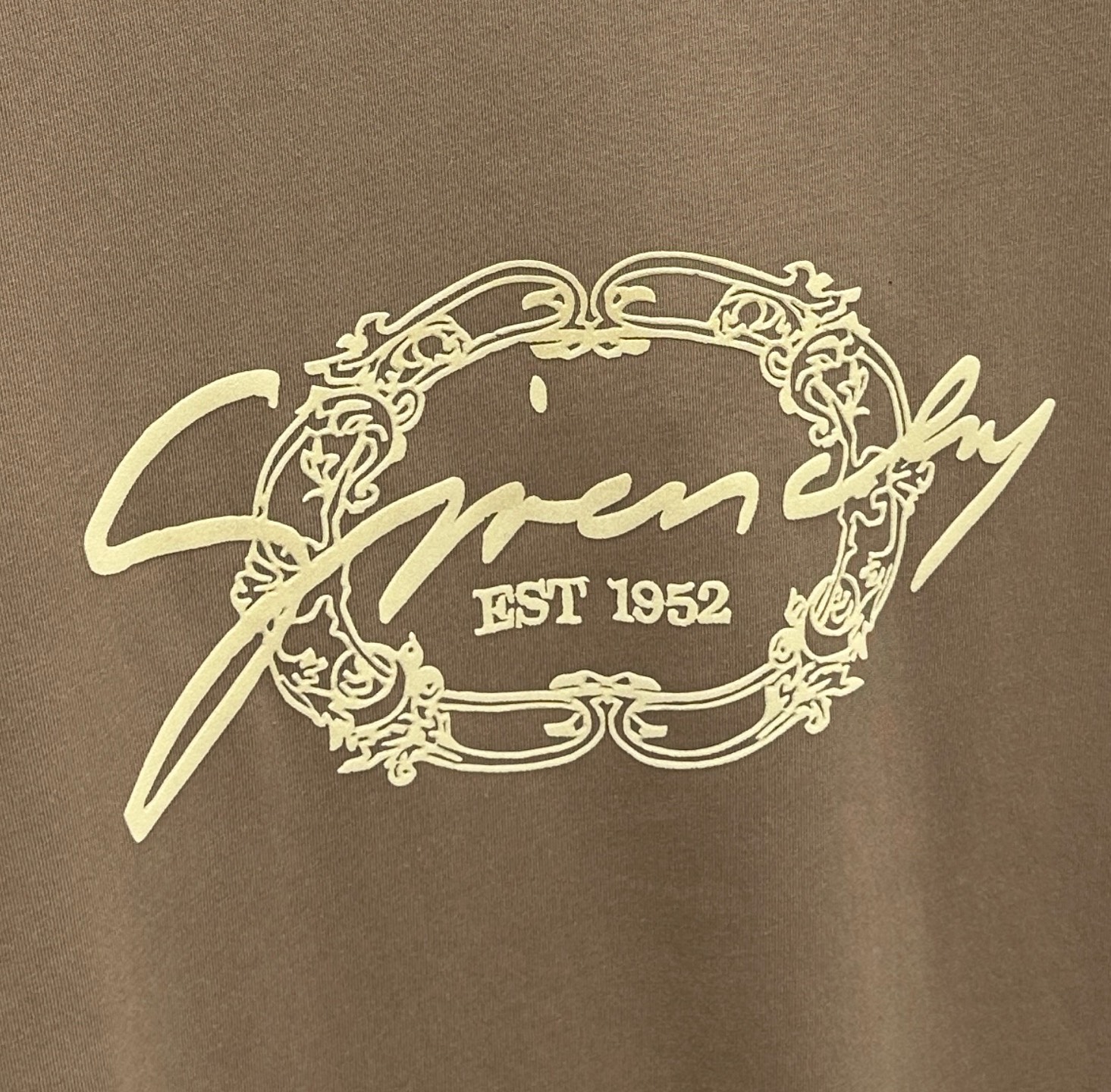 🆕Gvc纪梵希 2026春夏新款印花短袖 双纱纯棉面料 多元化搭配 是眼下时尚前沿的创新趋势 复古与现代