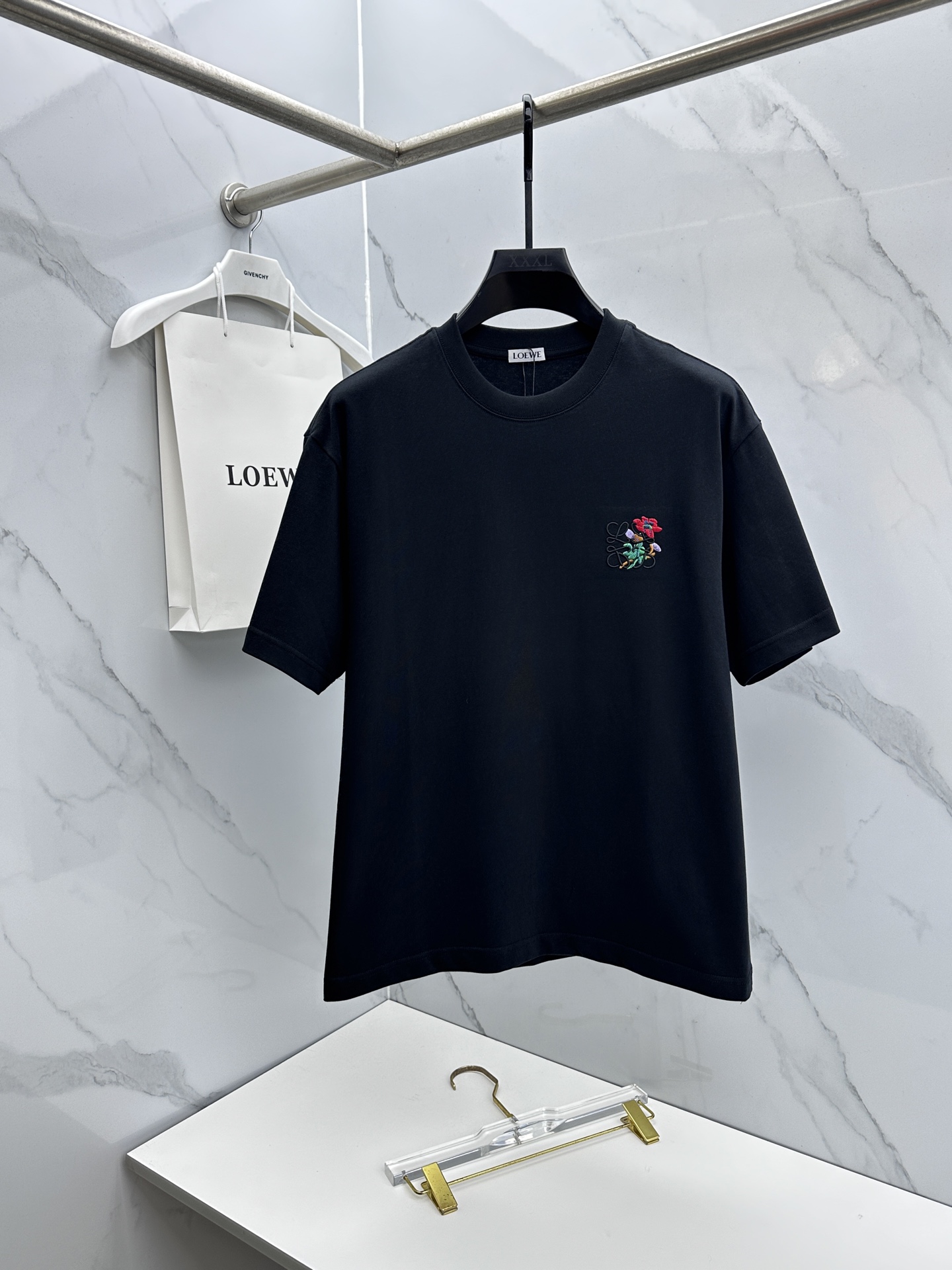 🆕LOEWE罗意威 2026春夏新款刺绣logo短袖 官网同款T恤 双纱纯棉面料 多元化搭配 是眼下时尚