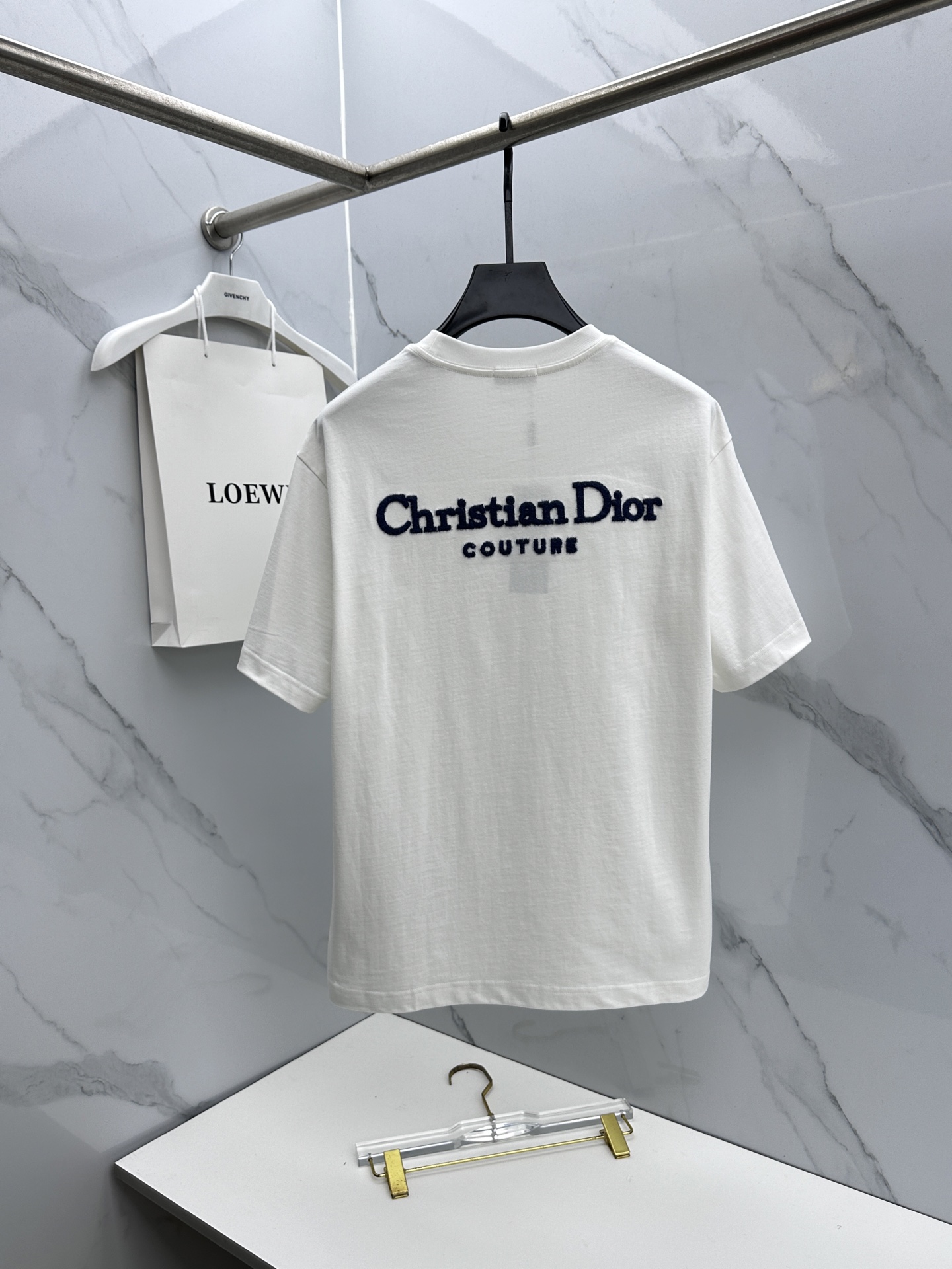 🆕Dior迪奥 2026春夏新款刺绣logo短袖 官网同款T恤 双纱纯棉面料 多元化搭配 是眼下时尚前沿
