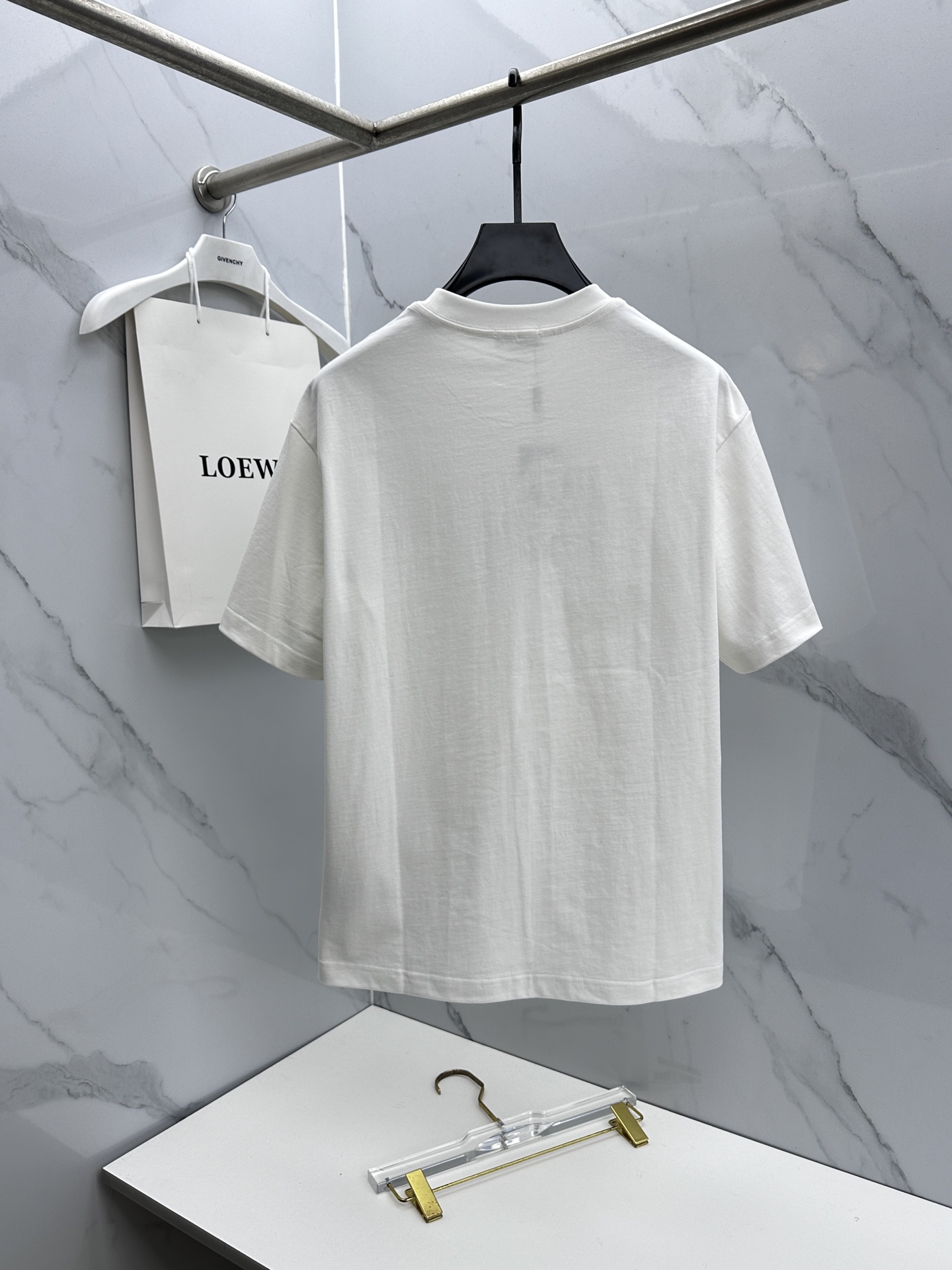 🆕Dior迪奥 2026春夏新款刺绣logo短袖 官网同款T恤 双纱纯棉面料 多元化搭配 是眼下时尚前沿