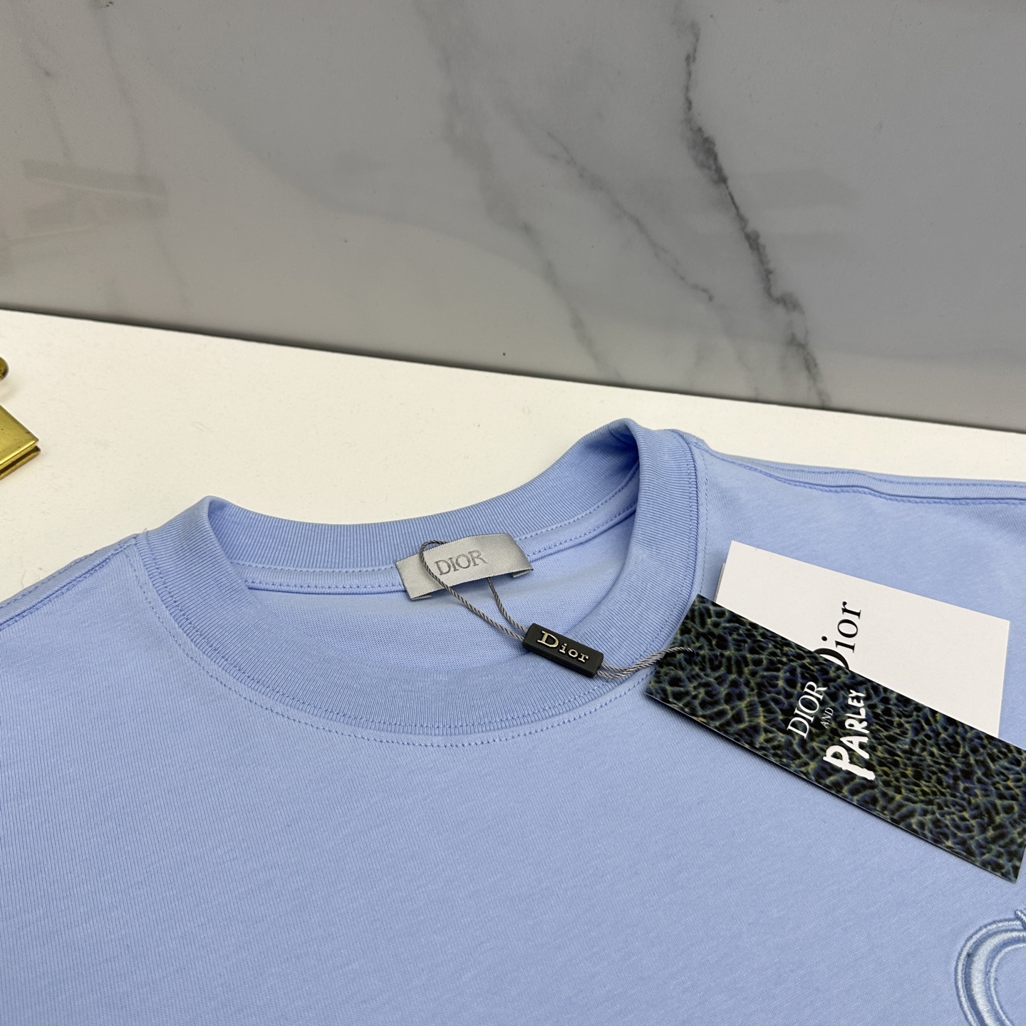 🆕Dior迪奥 2026春夏新款刺绣logo短袖 官网同款T恤 双纱纯棉面料 多元化搭配 是眼下时尚前沿