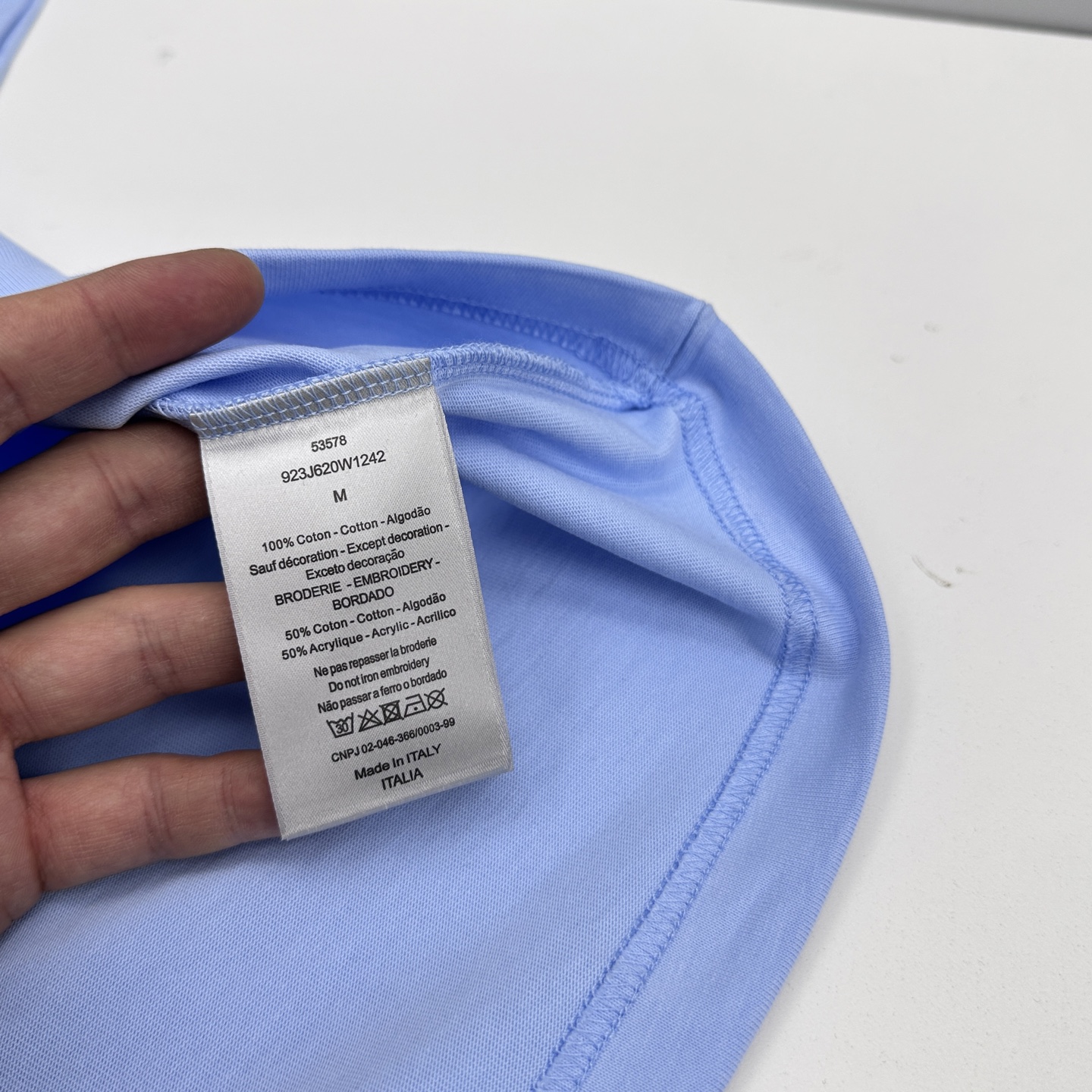 🆕Dior迪奥 2026春夏新款刺绣logo短袖 官网同款T恤 双纱纯棉面料 多元化搭配 是眼下时尚前沿