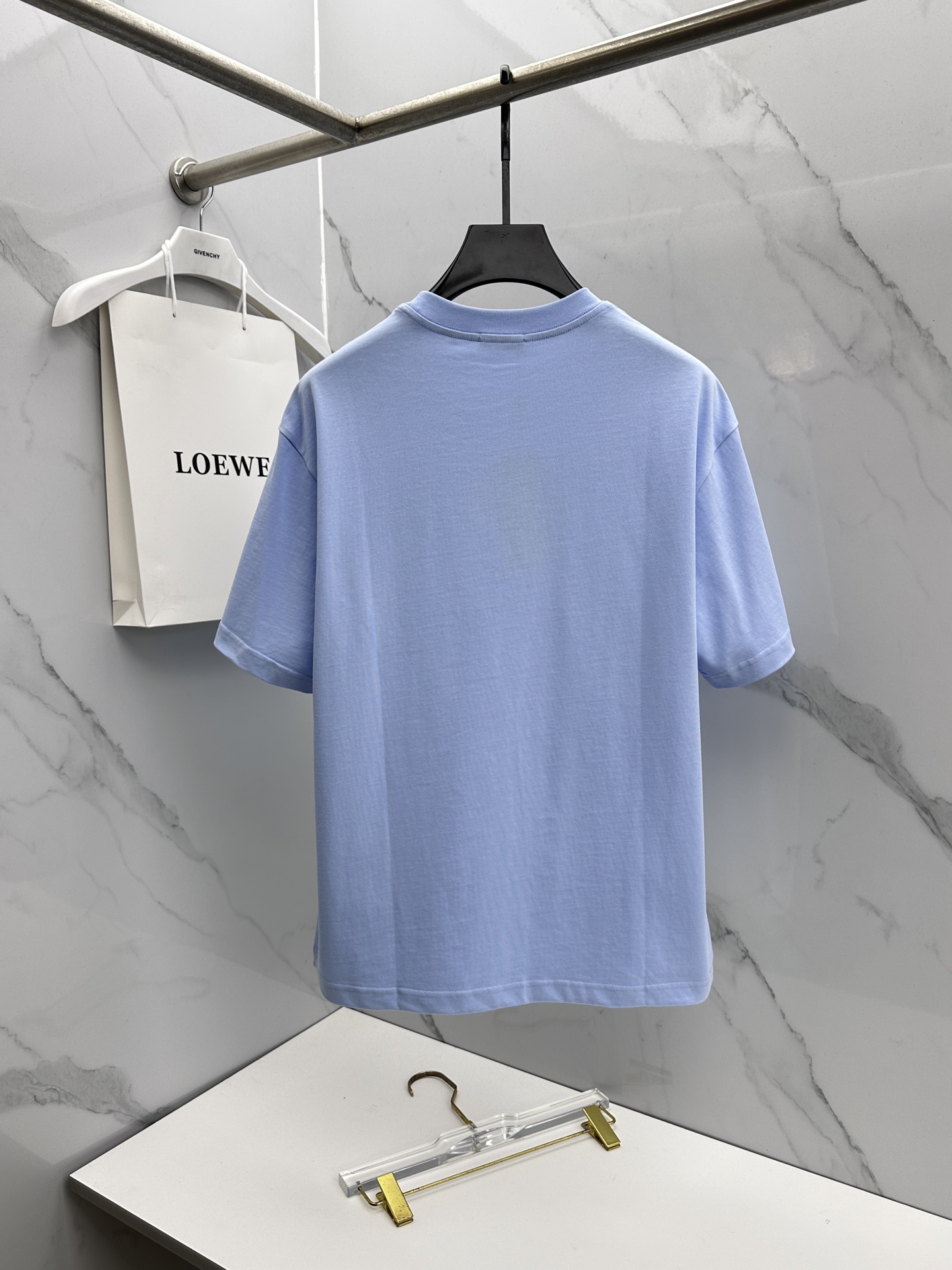 🆕Dior迪奥 2026春夏新款刺绣logo短袖 官网同款T恤 双纱纯棉面料 多元化搭配 是眼下时尚前沿