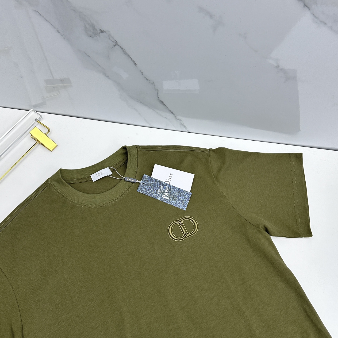 🆕Dior迪奥 2026春夏新款刺绣logo短袖 官网同款T恤 双纱纯棉面料 多元化搭配 是眼下时尚前沿