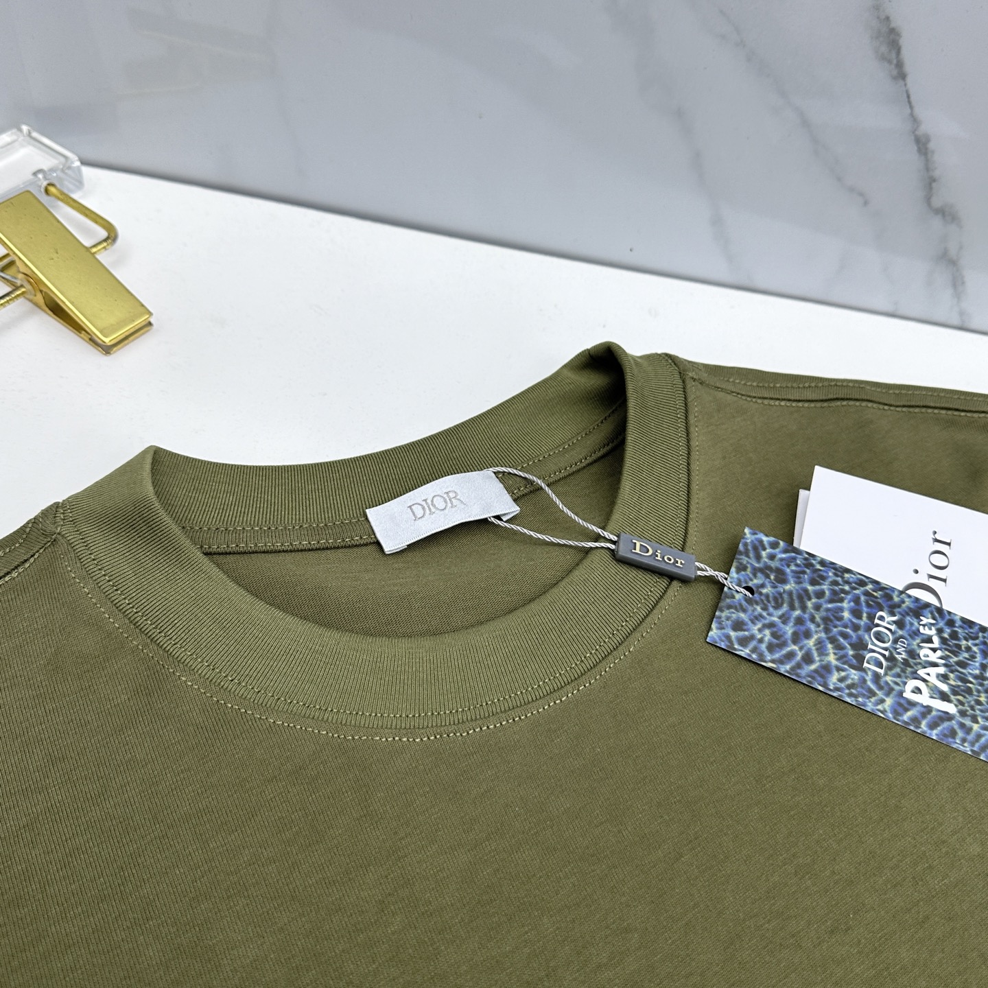 🆕Dior迪奥 2026春夏新款刺绣logo短袖 官网同款T恤 双纱纯棉面料 多元化搭配 是眼下时尚前沿