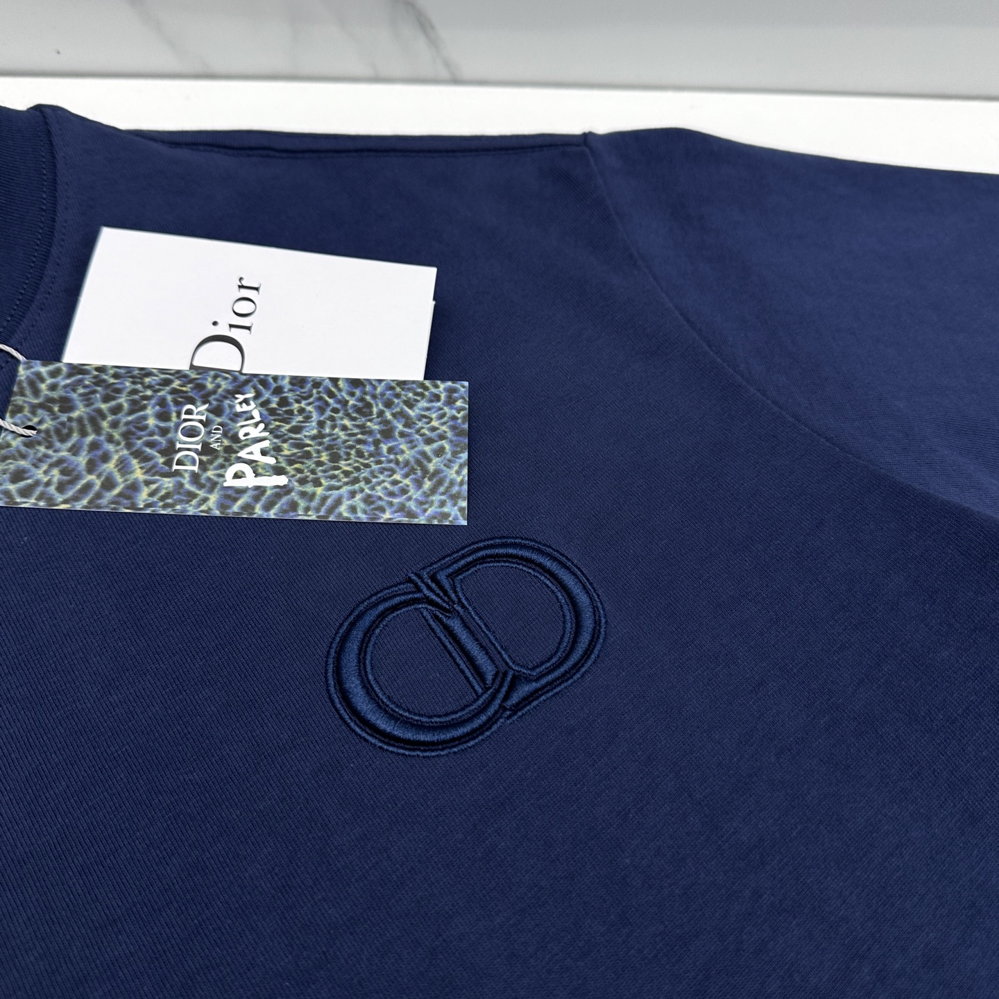 🆕Dior迪奥 2026春夏新款刺绣logo短袖 官网同款T恤 双纱纯棉面料 多元化搭配 是眼下时尚前沿