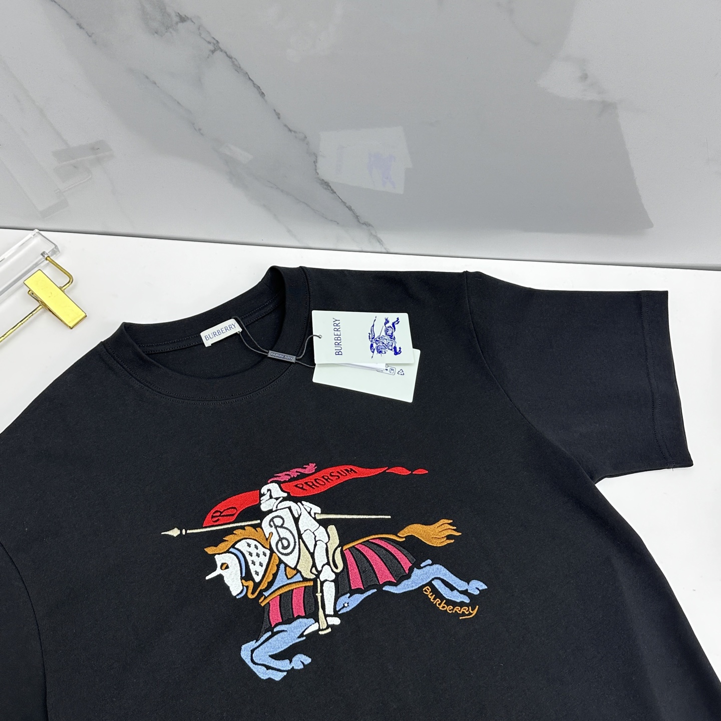 🆕BBR巴宝莉 2026春夏新款马术骑士徽标刺绣短袖 官网同款T恤 双纱纯棉面料 多元化搭配 是眼下时尚
