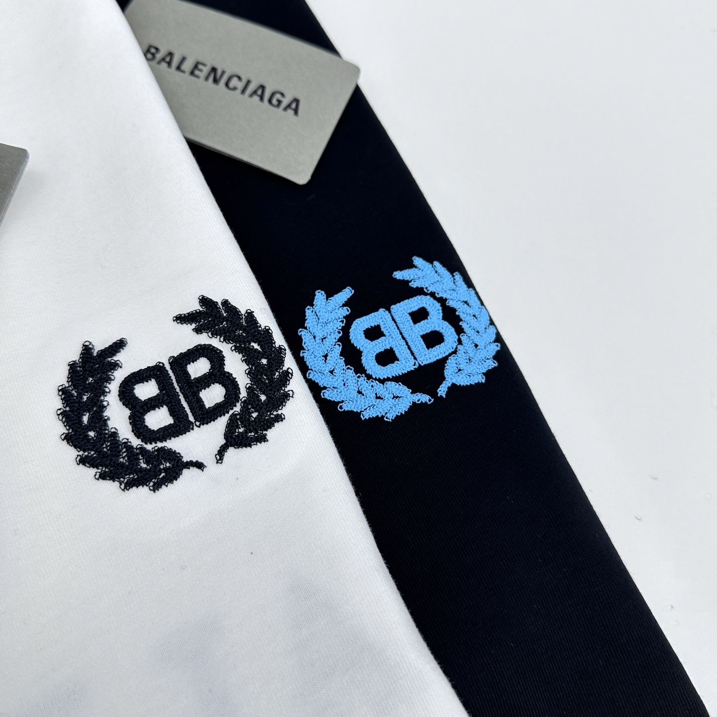 🆕Balenciaga巴黎世家 2026春夏新款logo字母刺绣短袖 官网同款T恤 双纱纯棉面料 多元化