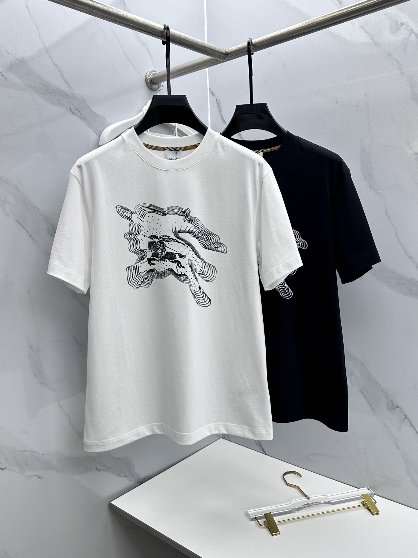 🆕BBR巴宝莉 2026春夏新款短袖 官网同款T恤 双纱纯棉面料 多元化搭配 是眼下时尚前沿的创新趋势 