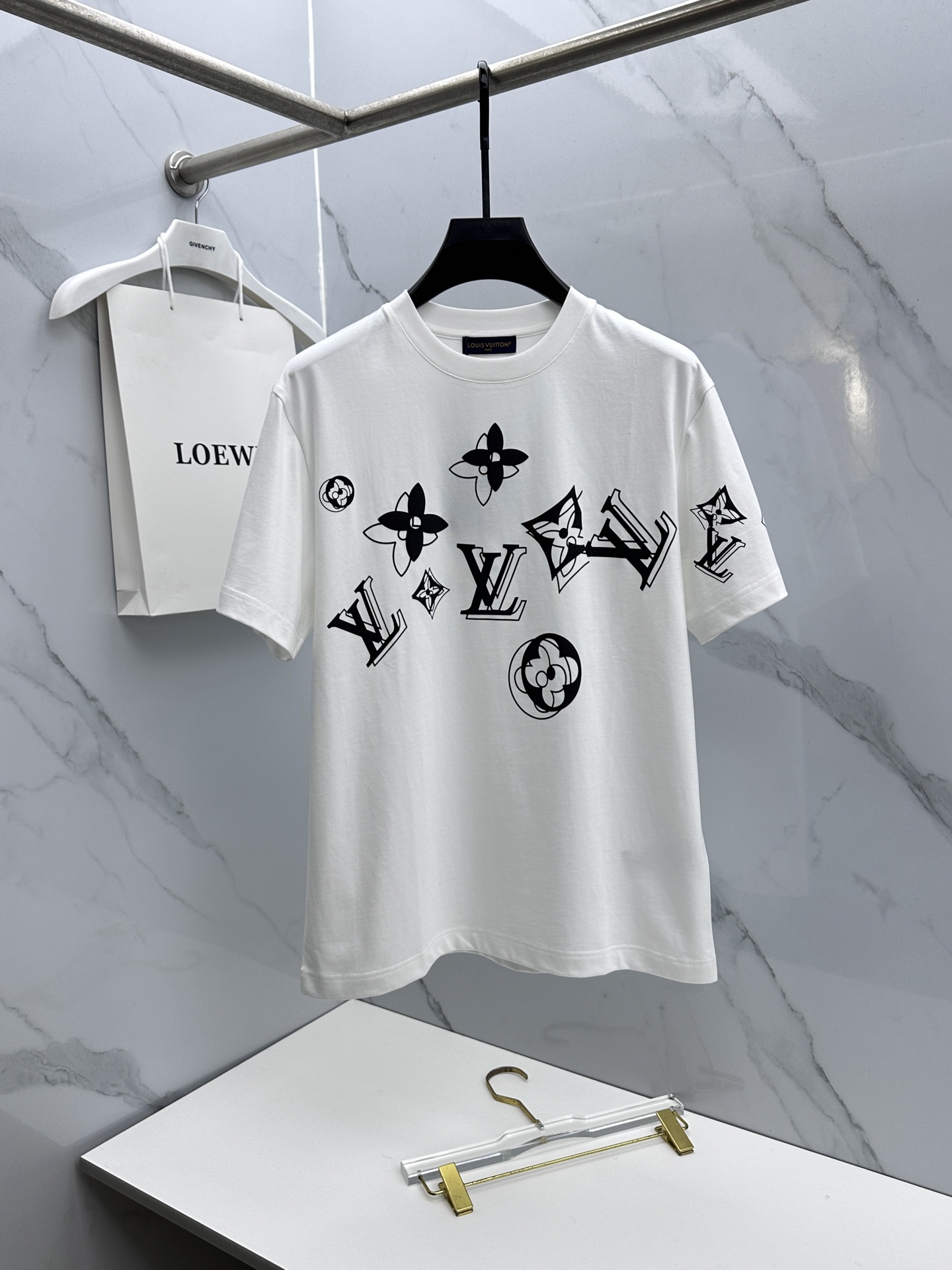 🆕LV路易威登 2026春夏新款logo印花短袖 官网同款T恤 双纱纯棉面料 多元化搭配 是眼下时尚前沿