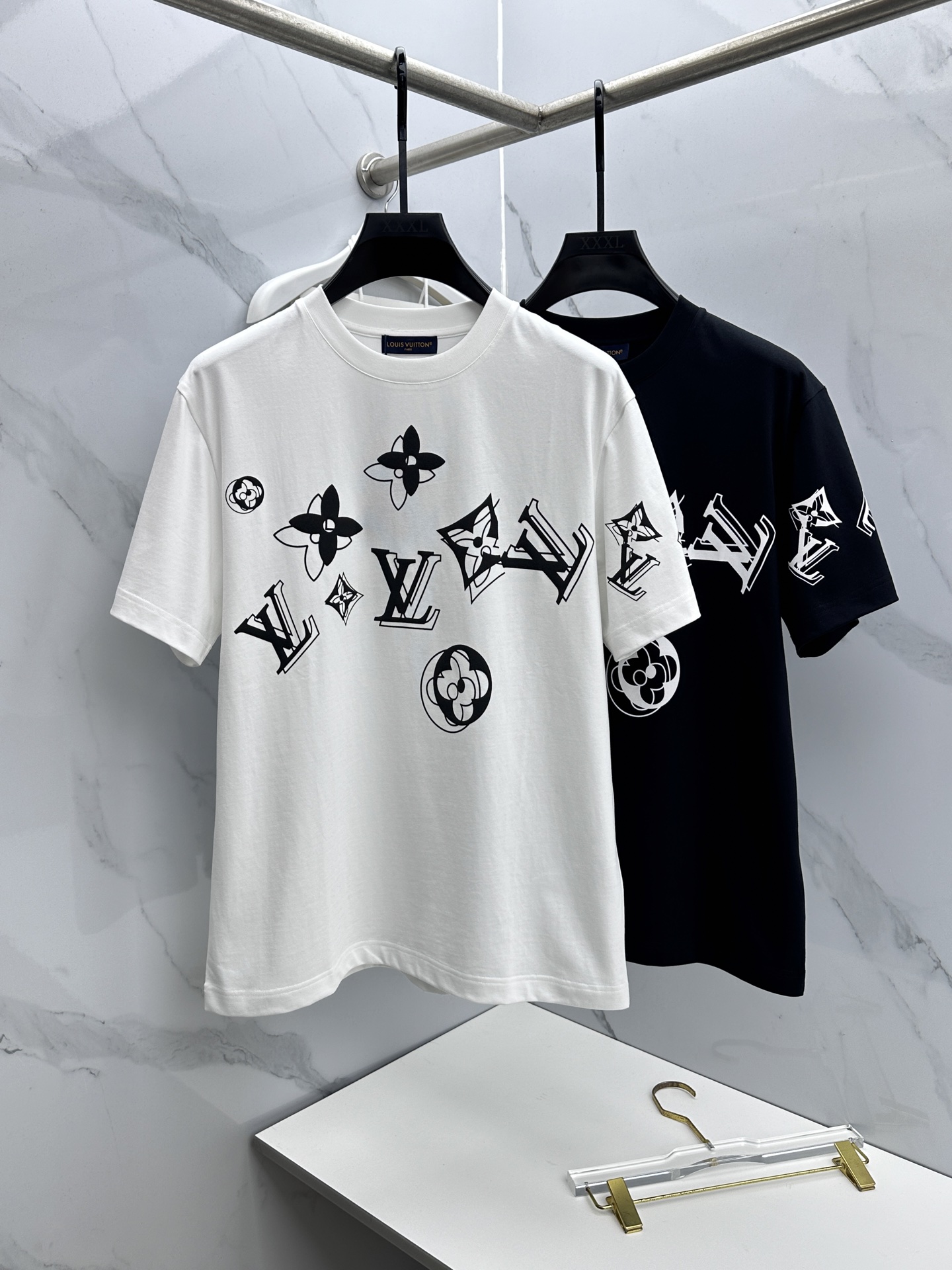 🆕LV路易威登 2026春夏新款logo印花短袖 官网同款T恤 双纱纯棉面料 多元化搭配 是眼下时尚前沿