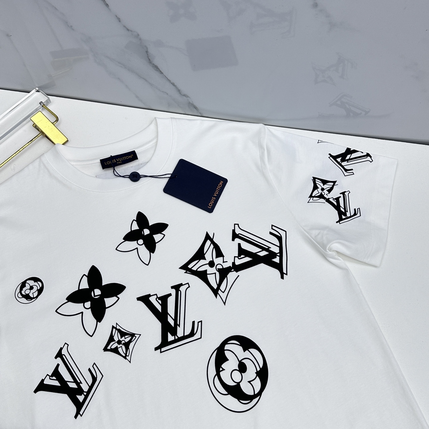 🆕LV路易威登 2026春夏新款logo印花短袖 官网同款T恤 双纱纯棉面料 多元化搭配 是眼下时尚前沿