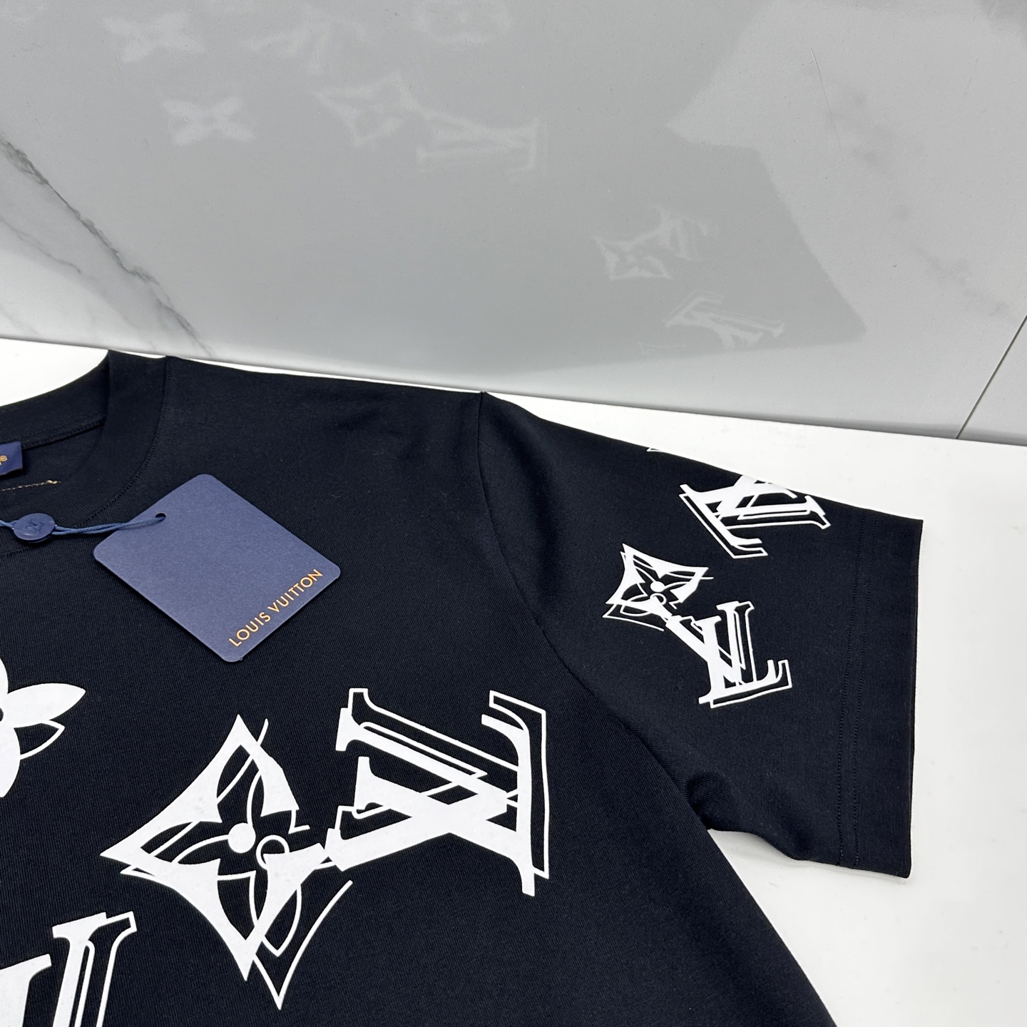 🆕LV路易威登 2026春夏新款logo印花短袖 官网同款T恤 双纱纯棉面料 多元化搭配 是眼下时尚前沿