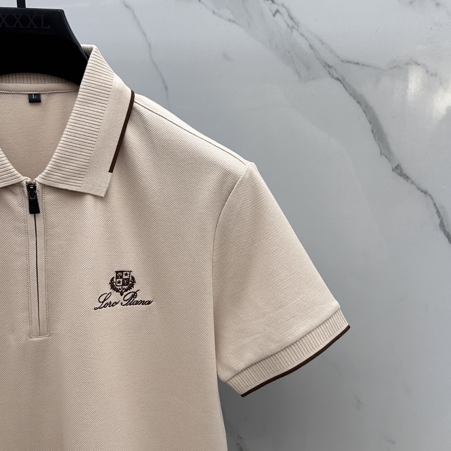 🆕lp🆕 春夏新款翻领Polo衫短袖T恤 简洁时尚百搭 胸前logo设计 螺纹针织领口 定制进口双股丝光