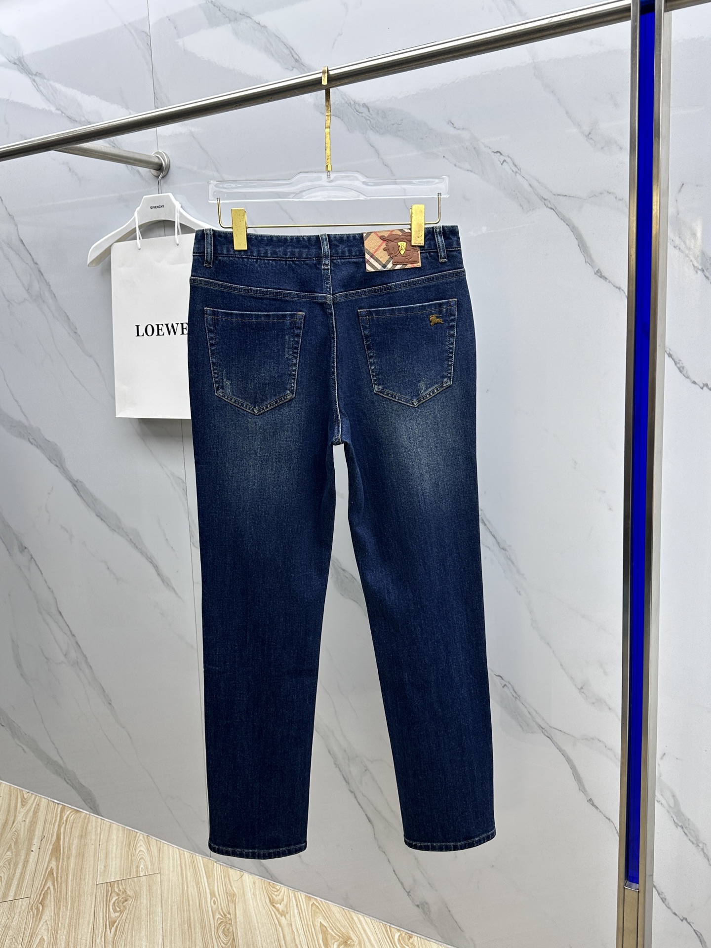 🆕Burberry巴宝莉 🔥高端定制、最新款牛仔裤 柜台同步发售 原版定制复刻 客供定制五金辅料 原单品