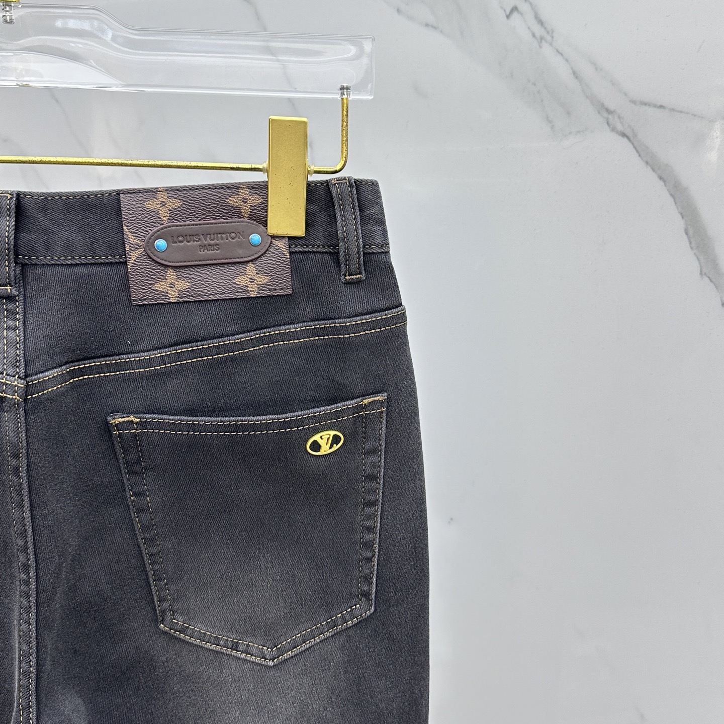 🆕LV路易威登 🔥高端定制、2025秋冬最新款牛仔裤 柜台同步发售 原版定制复刻 客供五金辅料 原单品质