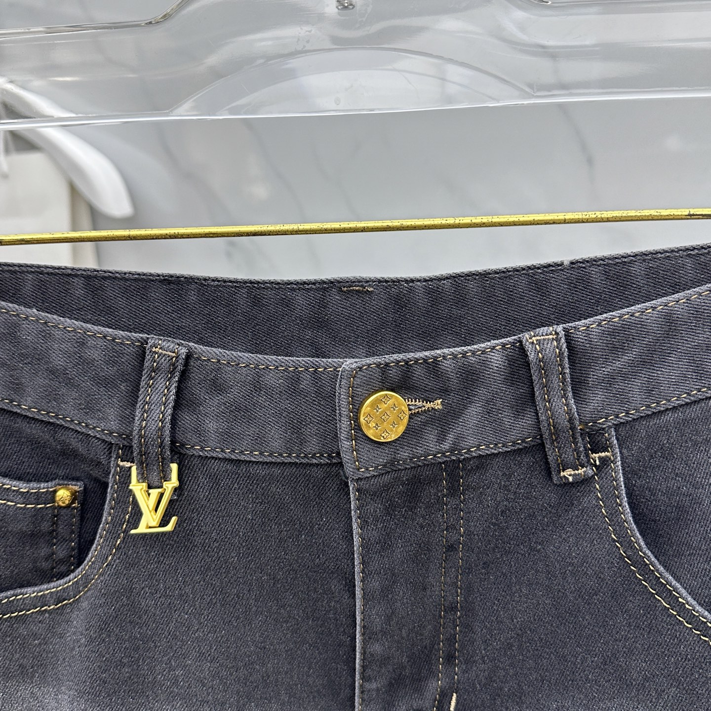 🆕LV路易威登 🔥高端定制、2025秋冬最新款牛仔裤 柜台同步发售 原版定制复刻 客供五金辅料 原单品质