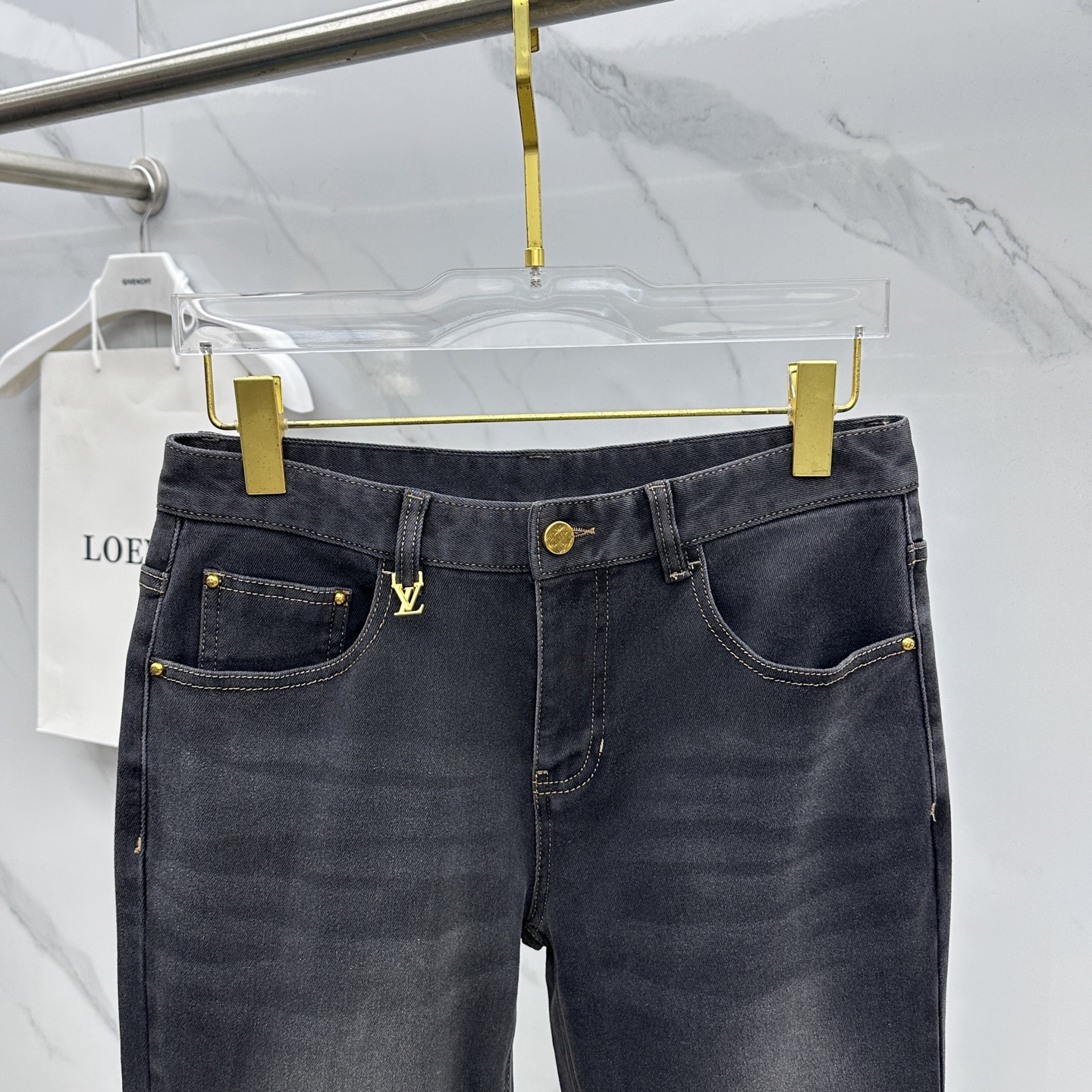 🆕LV路易威登 🔥高端定制、2025秋冬最新款牛仔裤 柜台同步发售 原版定制复刻 客供五金辅料 原单品质