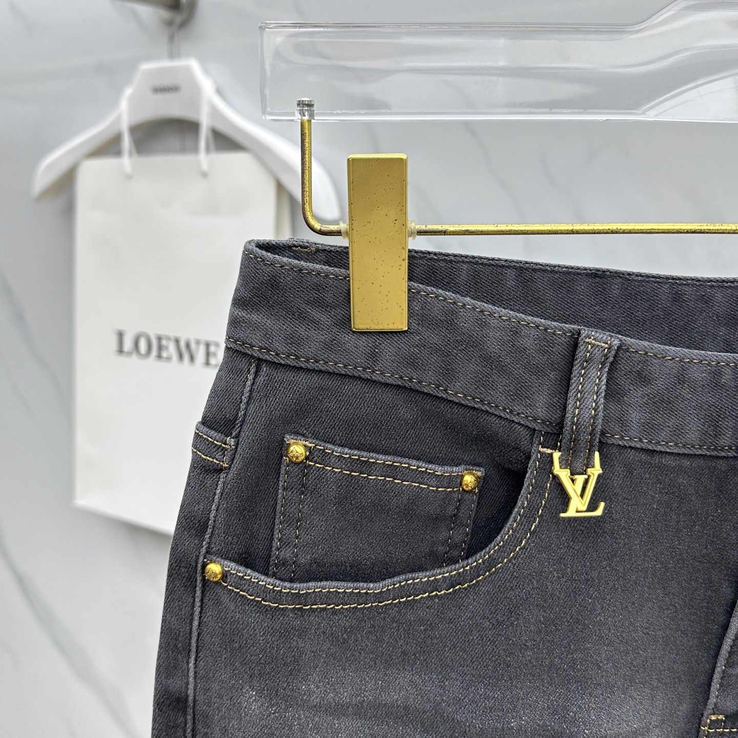 🆕LV路易威登 🔥高端定制、2025秋冬最新款牛仔裤 柜台同步发售 原版定制复刻 客供五金辅料 原单品质