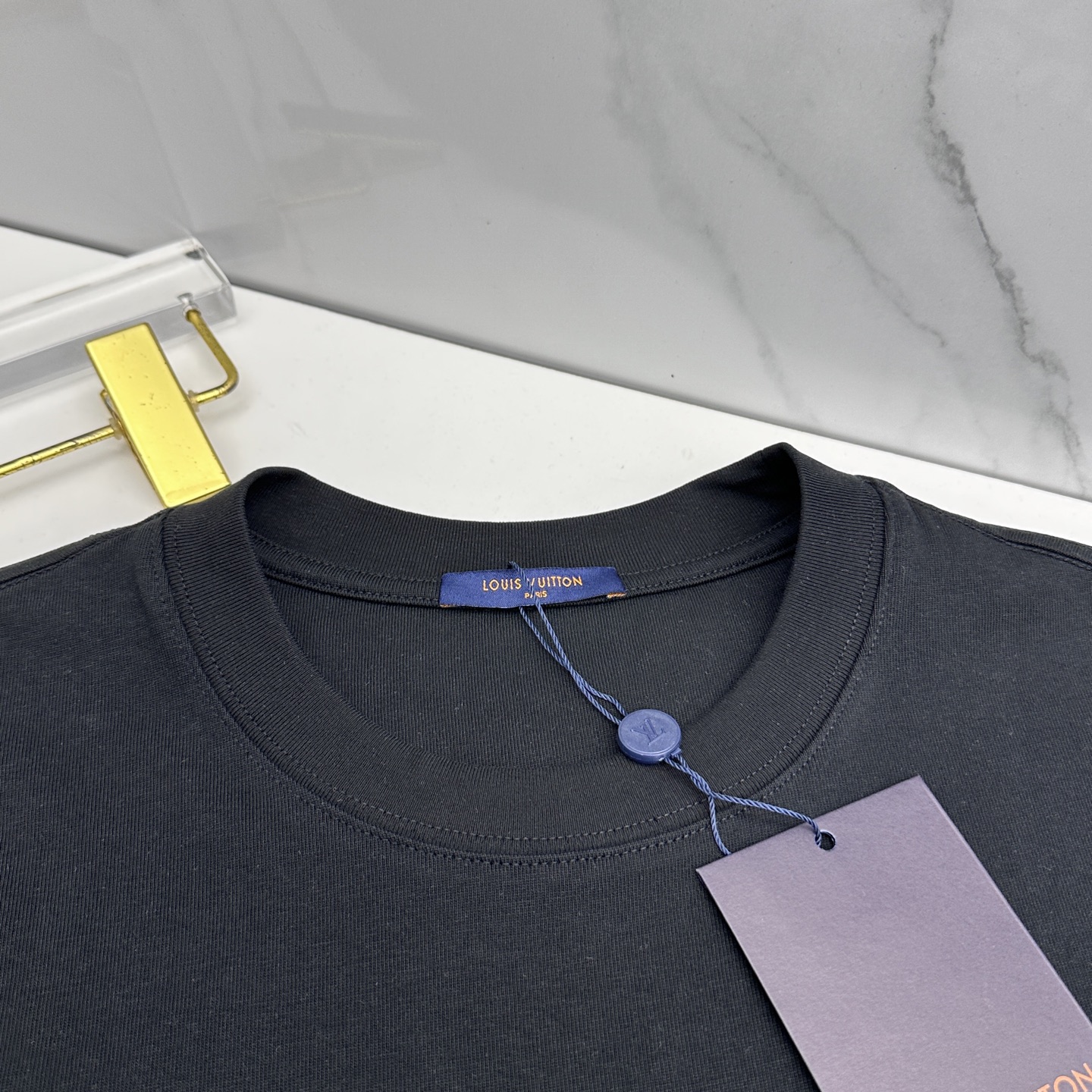 🆕LV路易威登 2026春夏新款logo字母刺绣短袖 官网同款T恤 双纱纯棉面料 多元化搭配 是眼下时尚