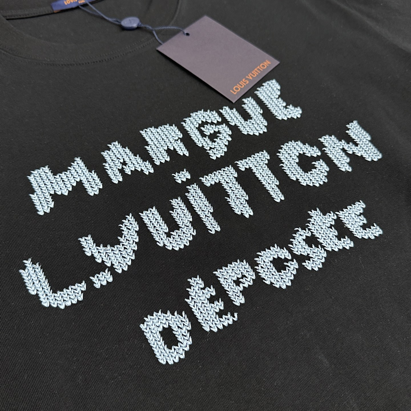 🆕LV路易威登 2026春夏新款logo字母刺绣短袖 官网同款T恤 双纱纯棉面料 多元化搭配 是眼下时尚