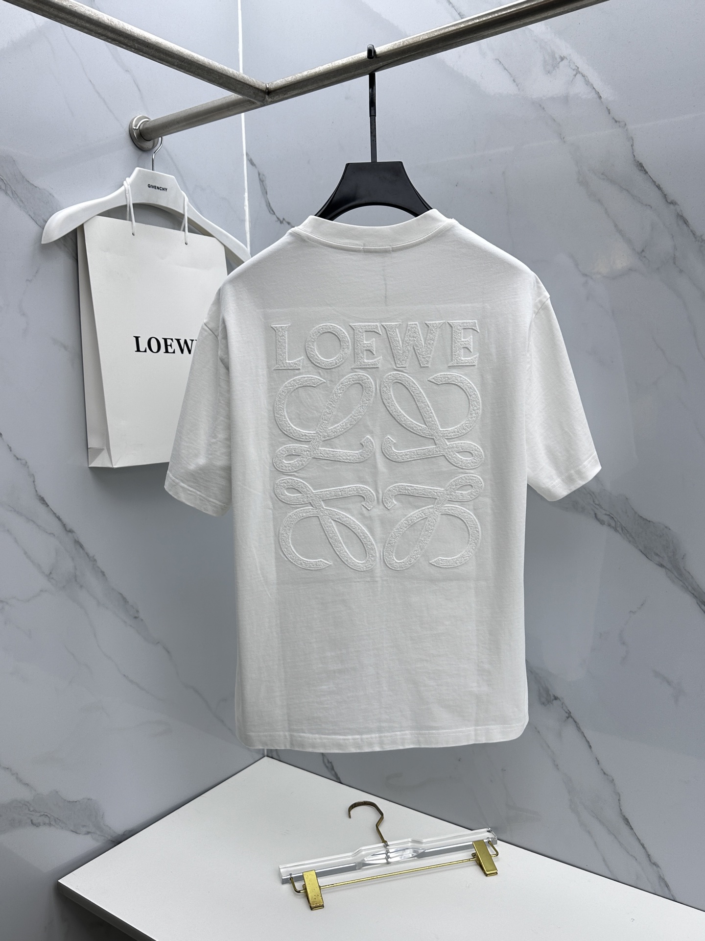 🆕LOEWE罗意威 2026春夏新款logo字母刺绣短袖 官网同款T恤 双纱纯棉面料 多元化搭配 是眼下