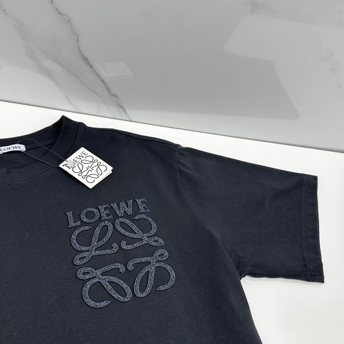 🆕LOEWE罗意威 2026春夏新款logo字母刺绣短袖 官网同款T恤 双纱纯棉面料 多元化搭配 是眼下