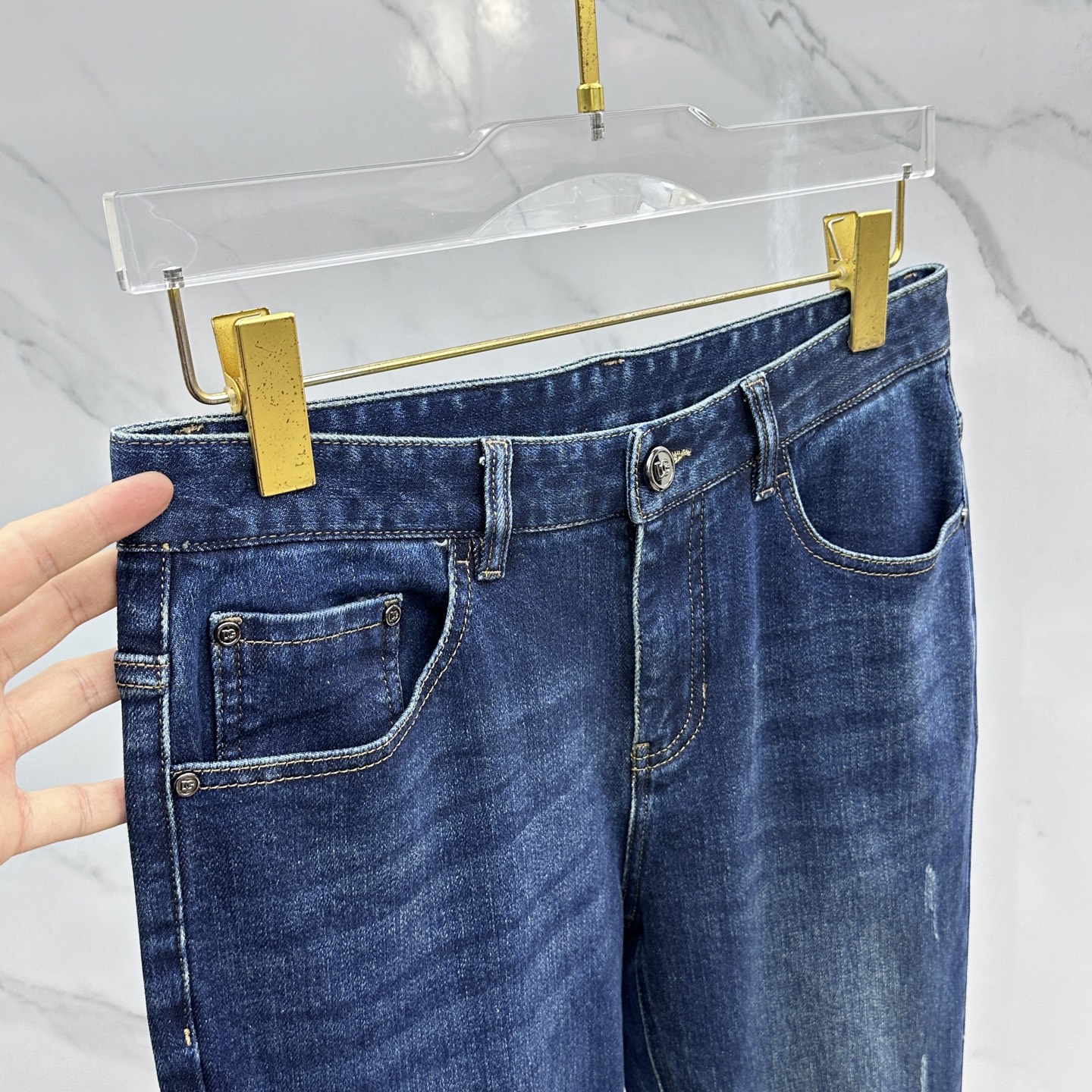 🆕DG杜嘉班纳 男装系列属于时装圈无法复制和取代的存在，代表着意式典型的品牌 工艺、品质及剪裁设计都堪称