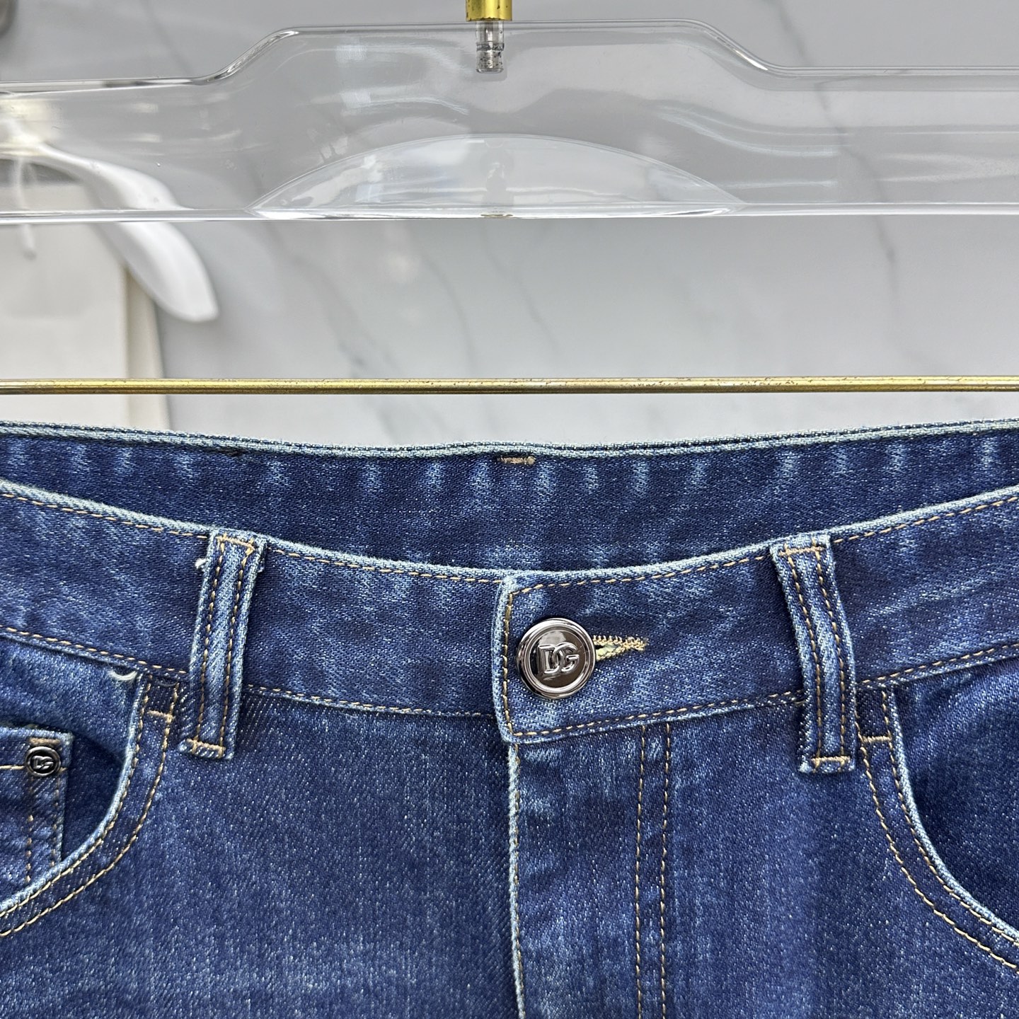 🆕DG杜嘉班纳 男装系列属于时装圈无法复制和取代的存在，代表着意式典型的品牌 工艺、品质及剪裁设计都堪称