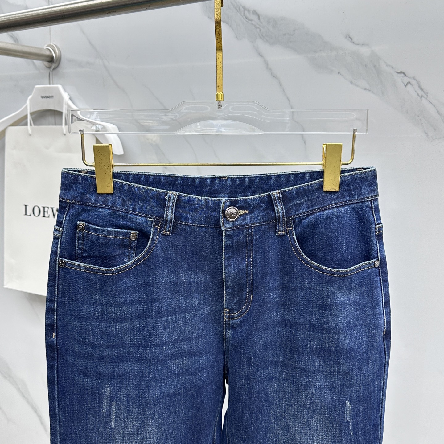 🆕DG杜嘉班纳 男装系列属于时装圈无法复制和取代的存在，代表着意式典型的品牌 工艺、品质及剪裁设计都堪称