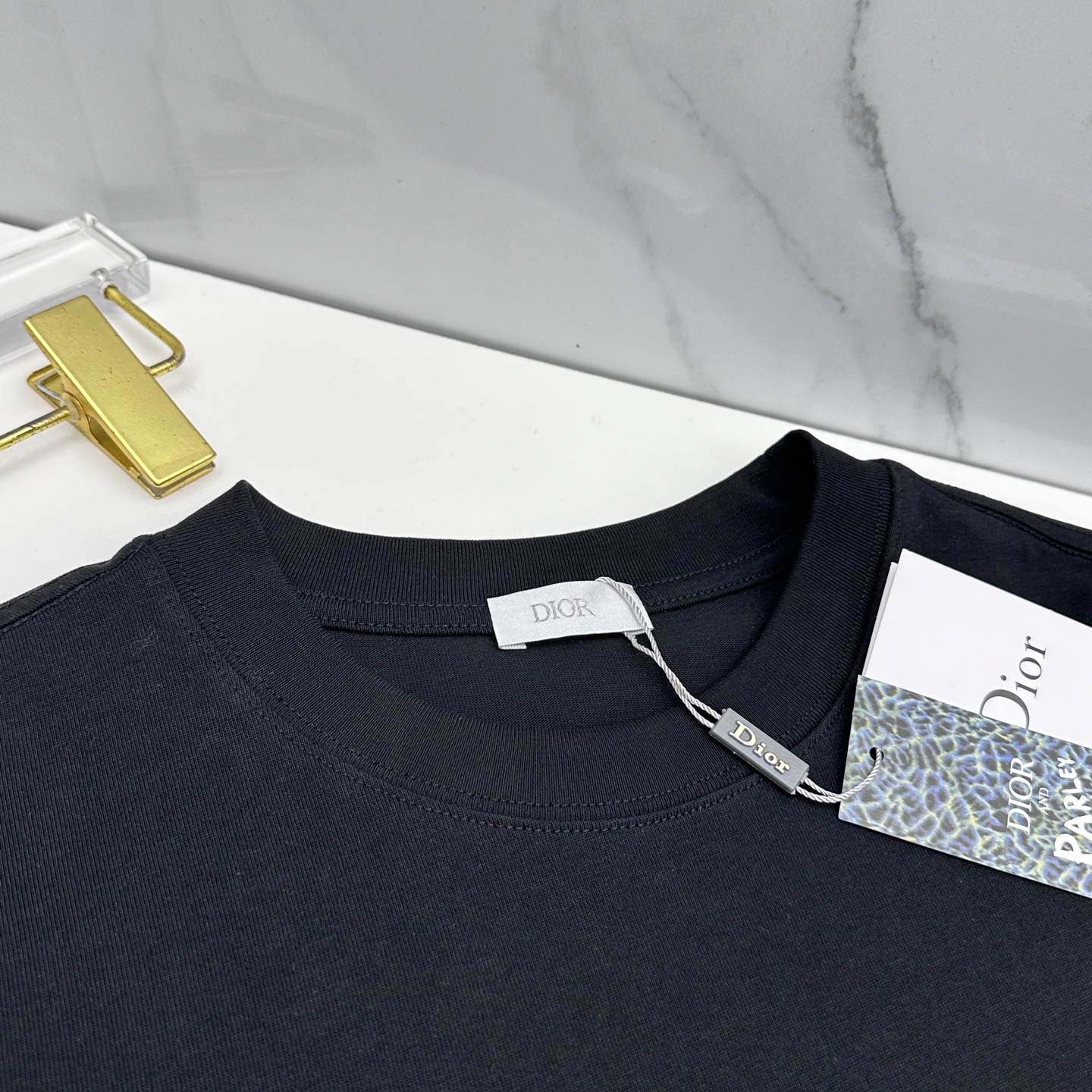 🆕Dior迪奥 2026春夏新款logo字母艺术字涂鸦短袖 官网同款T恤 双纱纯棉面料 多元化搭配 迎合