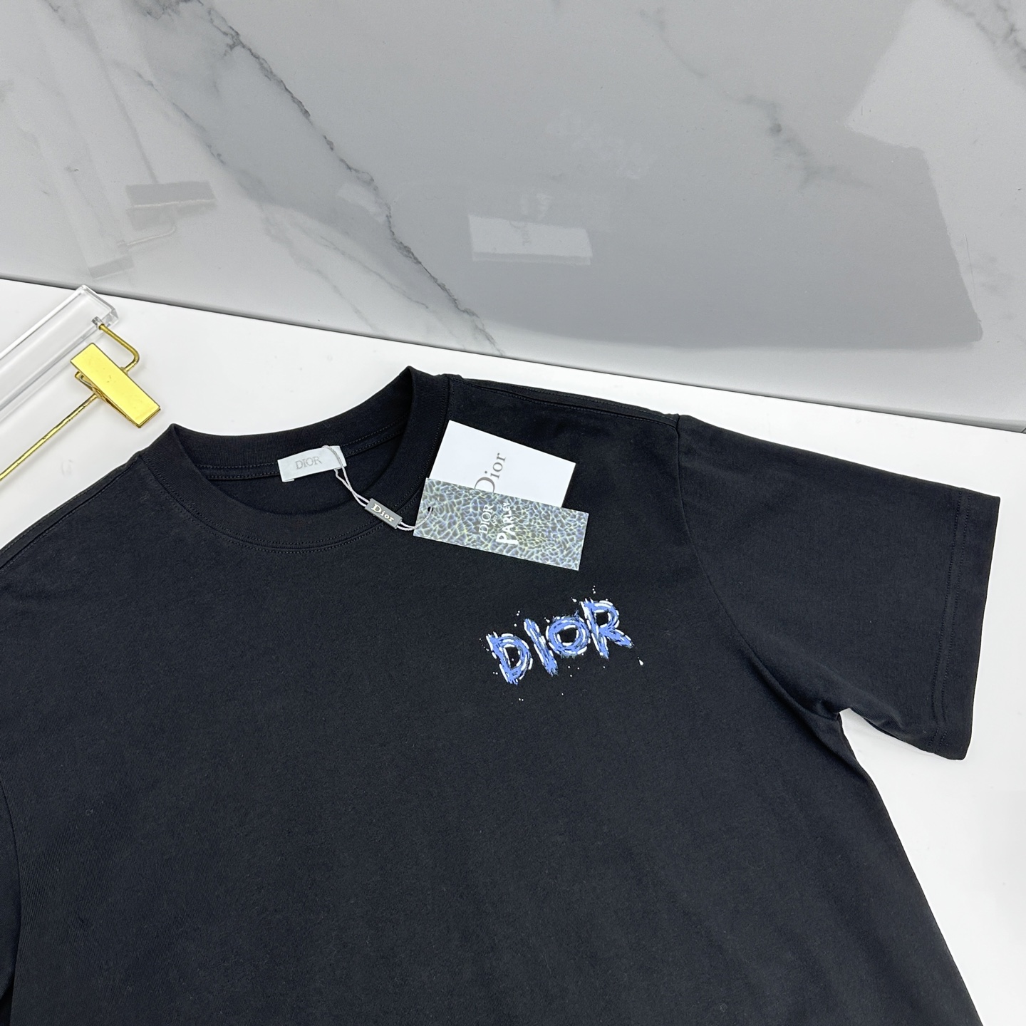 🆕Dior迪奥 2026春夏新款logo字母艺术字涂鸦短袖 官网同款T恤 双纱纯棉面料 多元化搭配 迎合