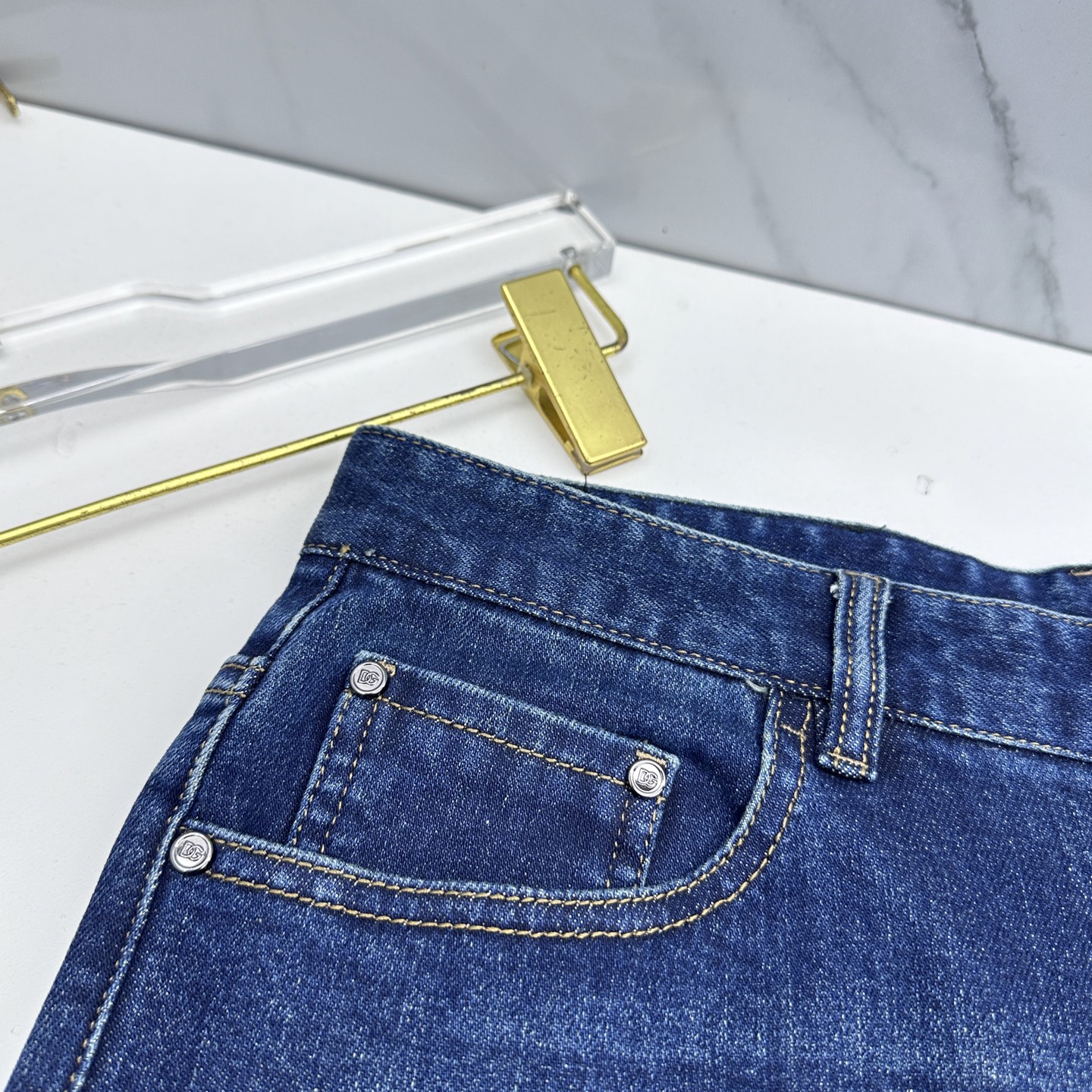 🆕DG杜嘉班纳 🔥高端定制、最新款休闲牛仔裤 柜台同步发售 原版定制复刻 客供定制辅料 原单品质 进口固