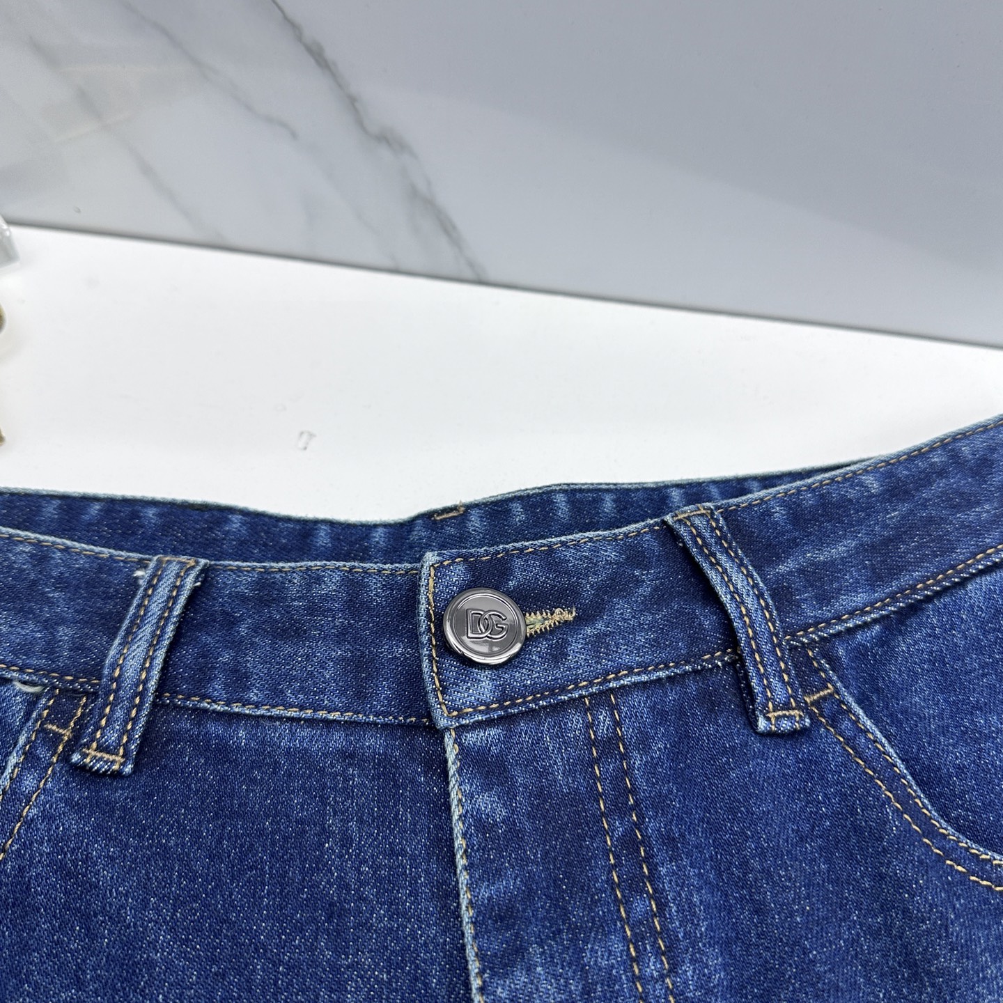 🆕DG杜嘉班纳 🔥高端定制、最新款休闲牛仔裤 柜台同步发售 原版定制复刻 客供定制辅料 原单品质 进口固