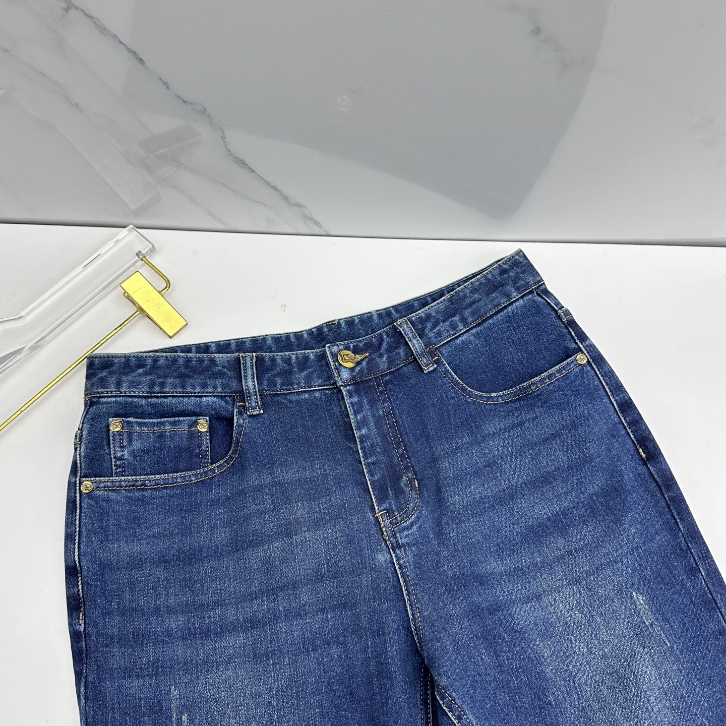 🆕BBR巴宝莉 🔥高端定制、最新款休闲牛仔裤 柜台同步发售 原版定制复刻 客供定制辅料 原单品质 进口固