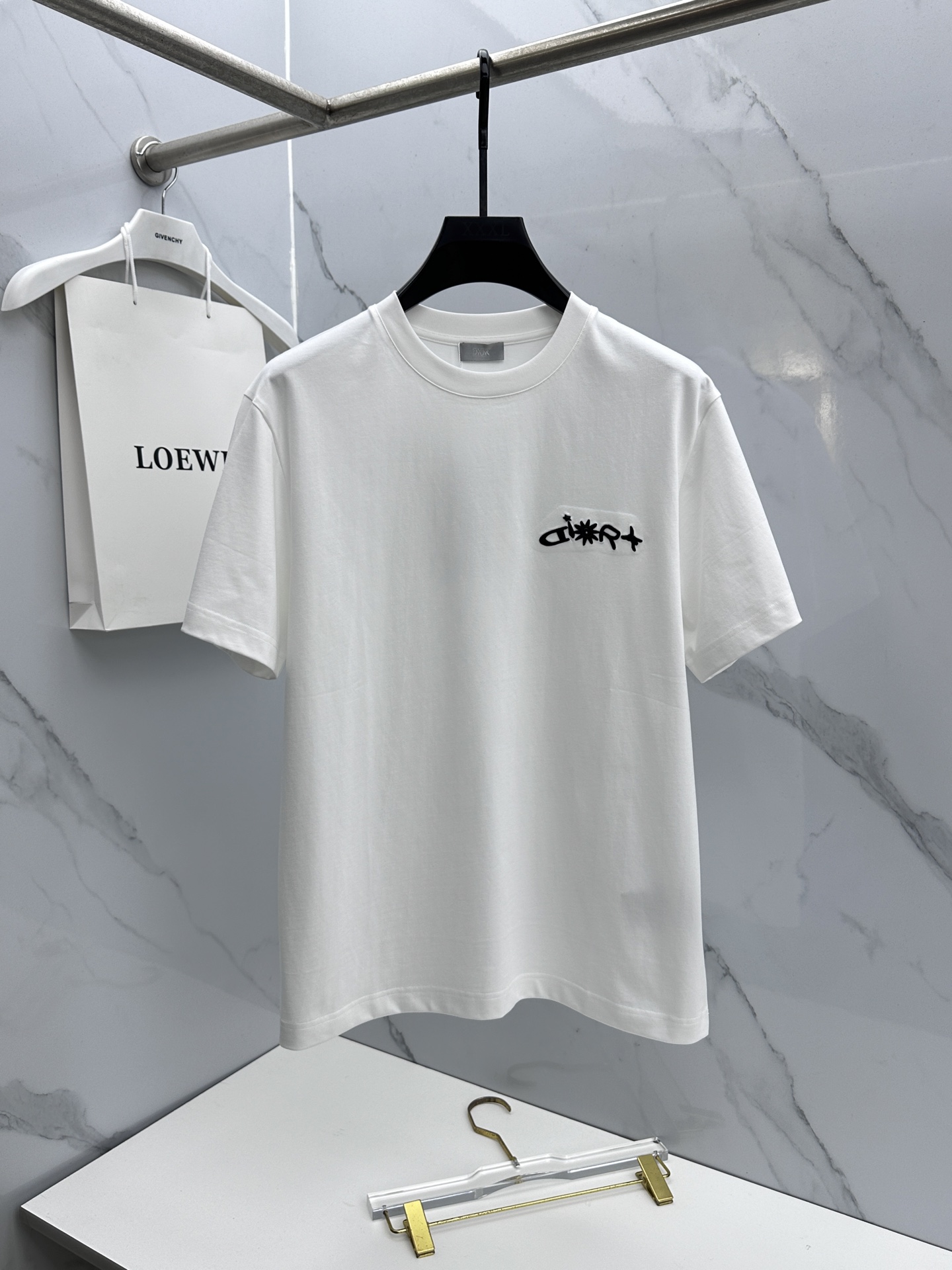 🆕Dior迪奥 2026春夏新款logo刺绣短袖 官网同款T恤 双纱纯棉面料 多元化搭配 迎合眼下时尚前