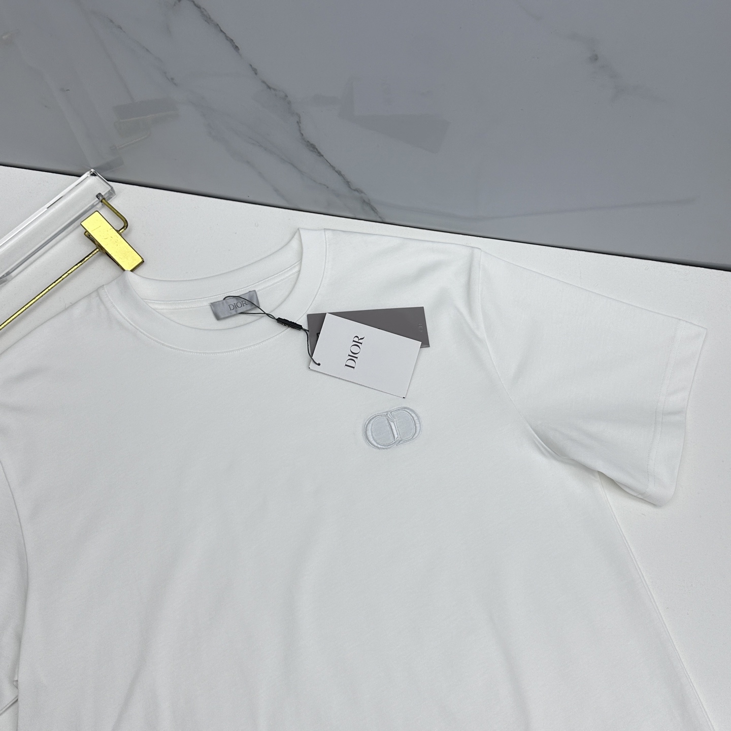 🆕Dior迪奥 2026春夏新款logo刺绣短袖 官网同款T恤 双纱纯棉面料 多元化搭配 迎合眼下时尚前