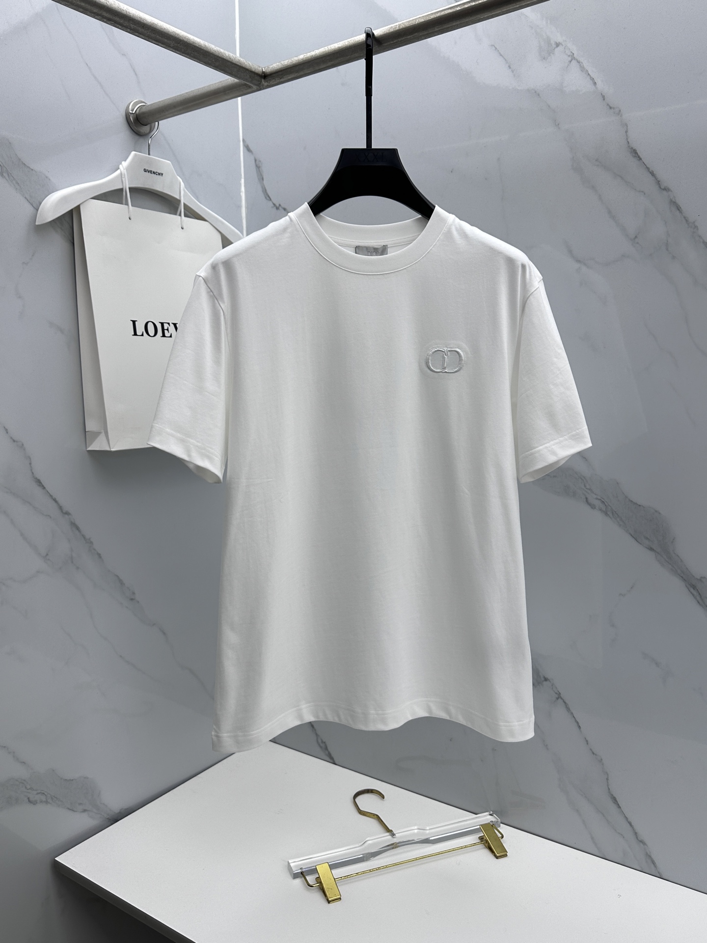 🆕Dior迪奥 2026春夏新款logo刺绣短袖 官网同款T恤 双纱纯棉面料 多元化搭配 迎合眼下时尚前