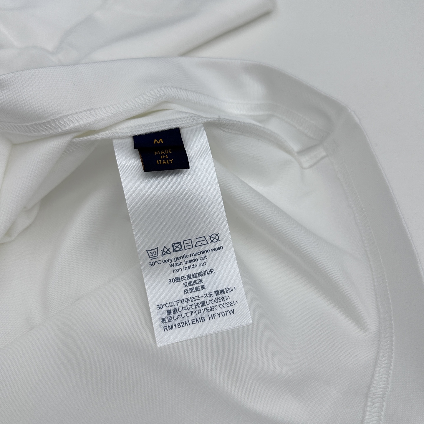 🆕LV路易威登 2026春夏新款logo压胶短袖 官网同款T恤 双纱纯棉面料 多元化搭配 迎合眼下时尚前