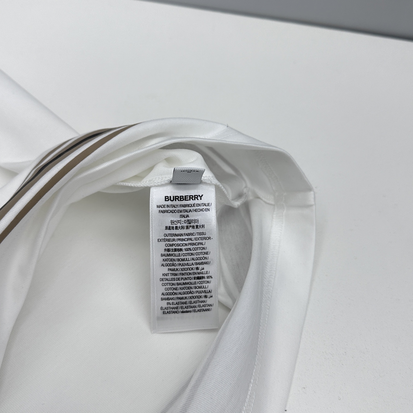 🆕Burberry巴宝莉 2026春夏新款logo刺绣短袖 官网同款T恤 双纱纯棉面料 多元化搭配 迎合