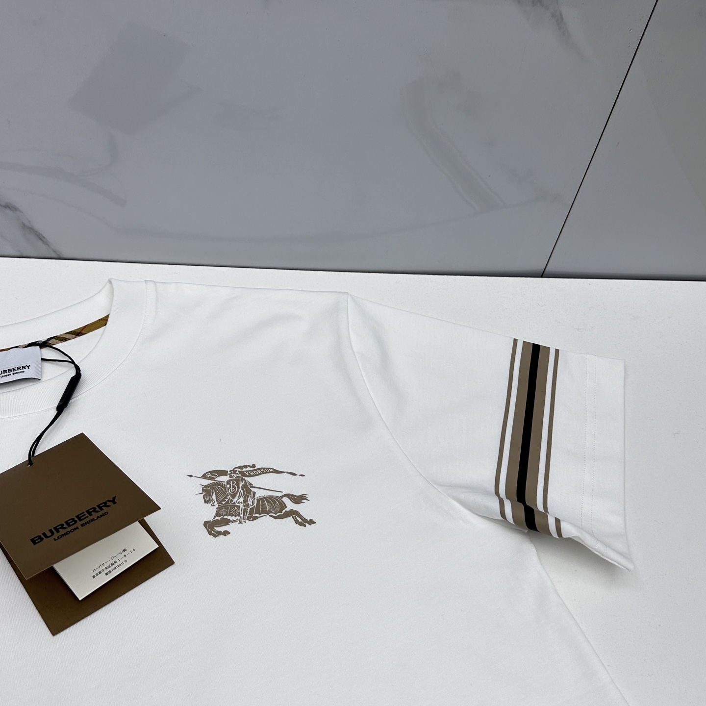 🆕Burberry巴宝莉 2026春夏新款logo刺绣短袖 官网同款T恤 双纱纯棉面料 多元化搭配 迎合