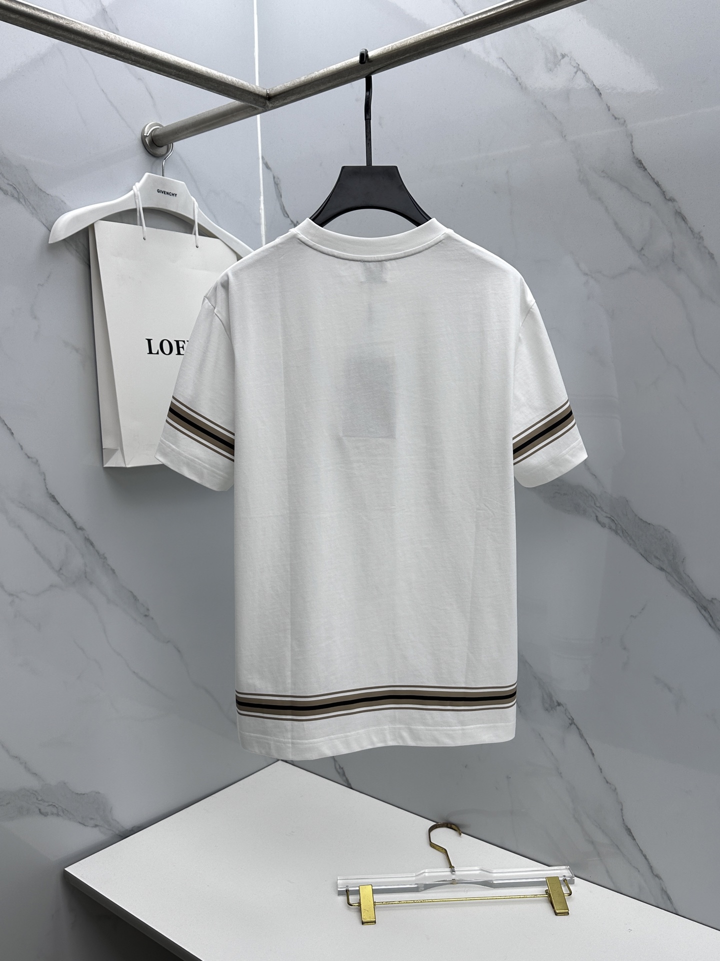 🆕Burberry巴宝莉 2026春夏新款logo刺绣短袖 官网同款T恤 双纱纯棉面料 多元化搭配 迎合