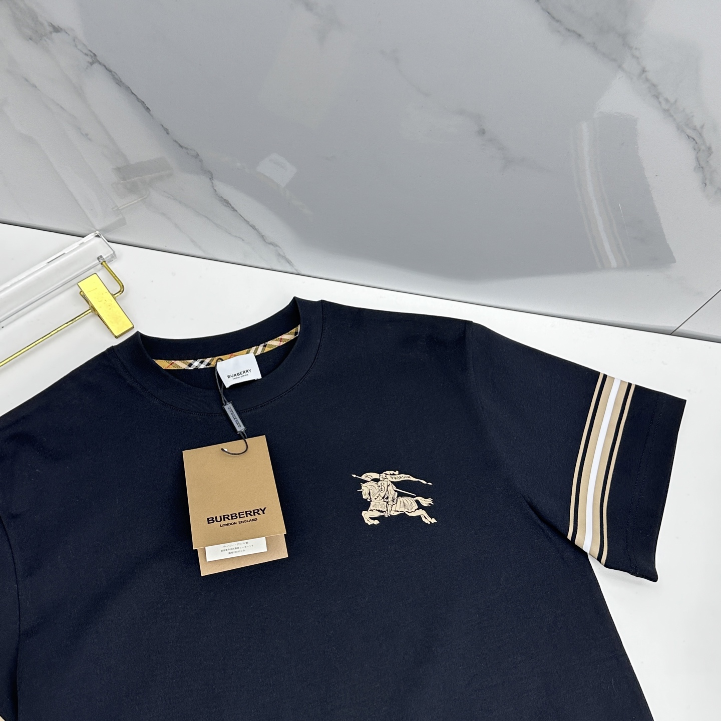 🆕Burberry巴宝莉 2026春夏新款logo刺绣短袖 官网同款T恤 双纱纯棉面料 多元化搭配 迎合