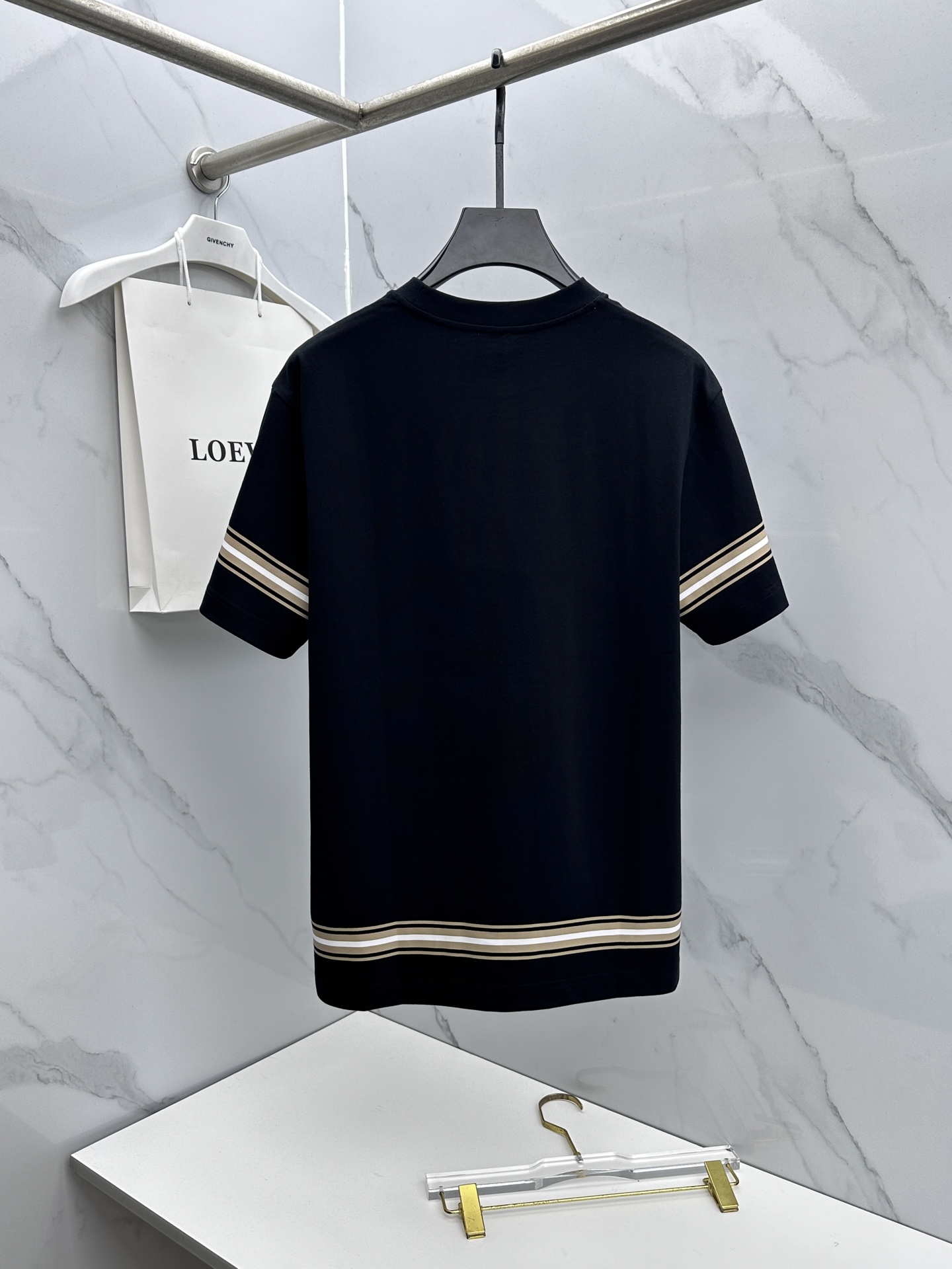 🆕Burberry巴宝莉 2026春夏新款logo刺绣短袖 官网同款T恤 双纱纯棉面料 多元化搭配 迎合