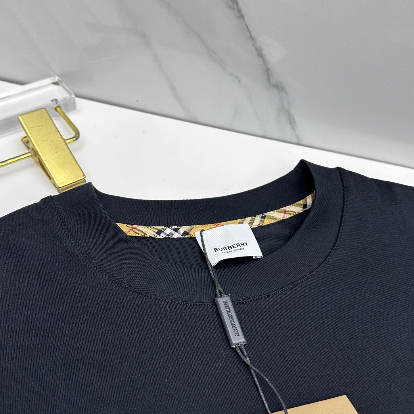 🆕Burberry巴宝莉 2026春夏新款logo刺绣短袖 官网同款T恤 双纱纯棉面料 多元化搭配 迎合