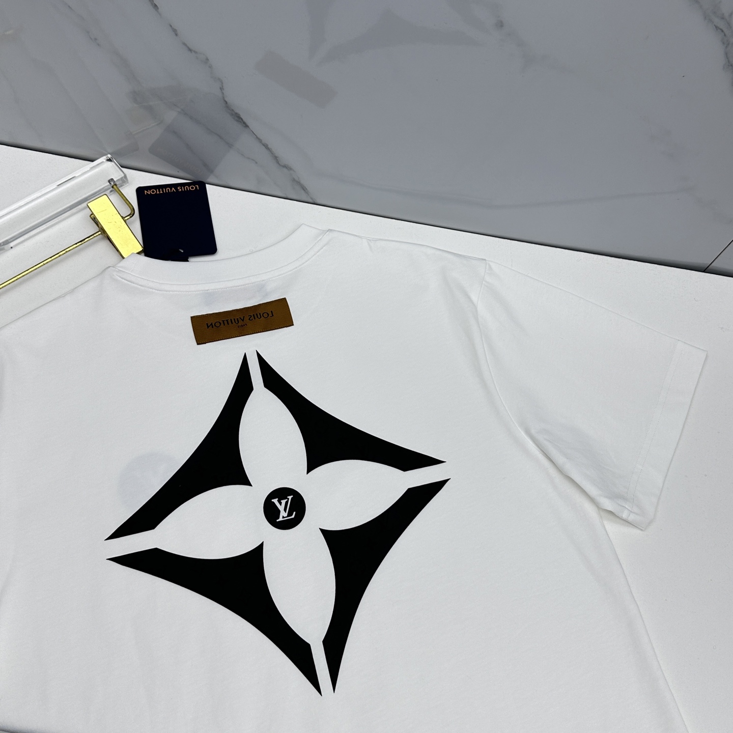 🆕LV路易威登 2026春夏新款logo印花短袖 官网同款T恤 双纱纯棉面料 多元化搭配 迎合眼下时尚前